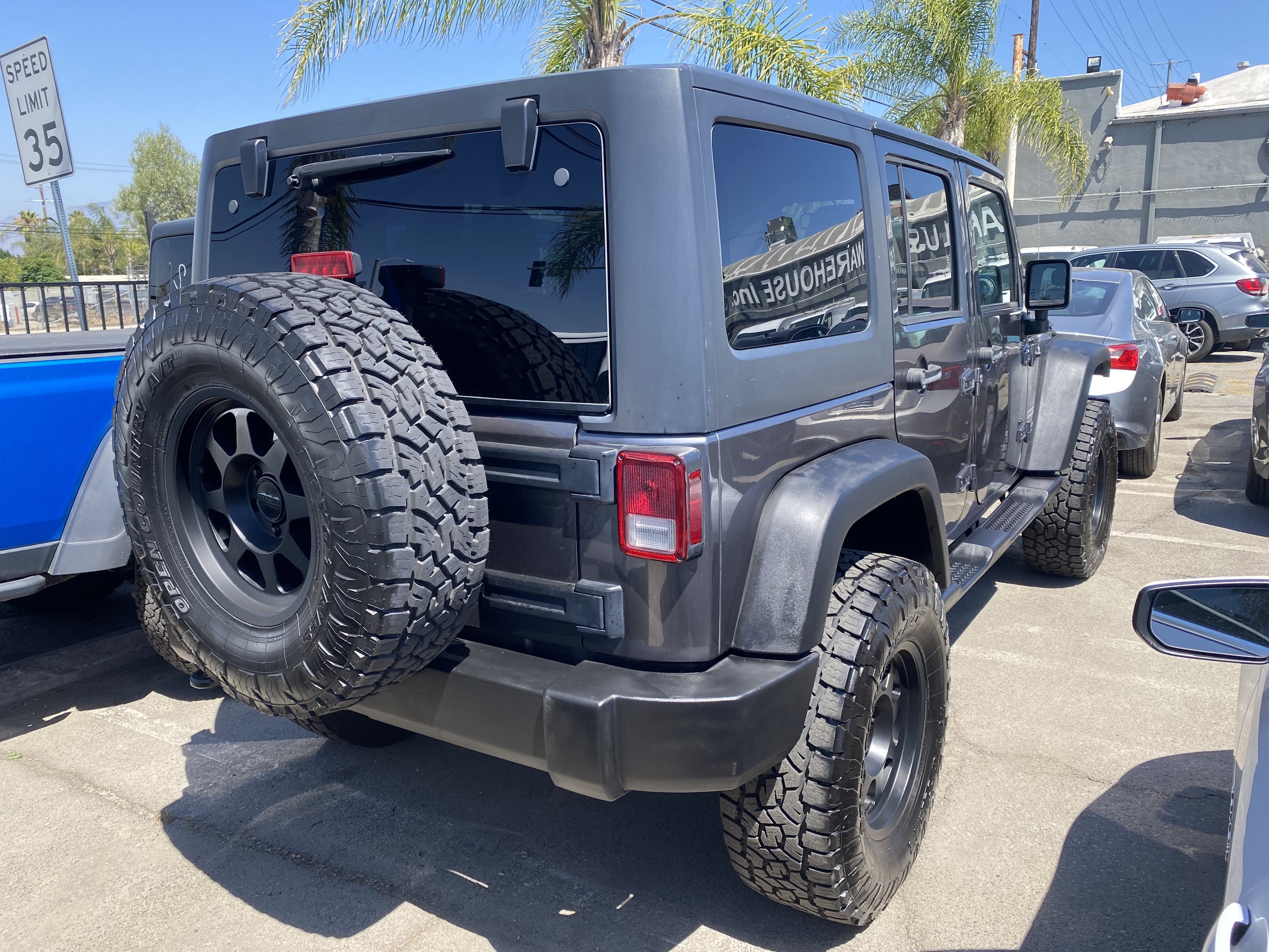 2017 Jeep Wrangler Unlimited Sport