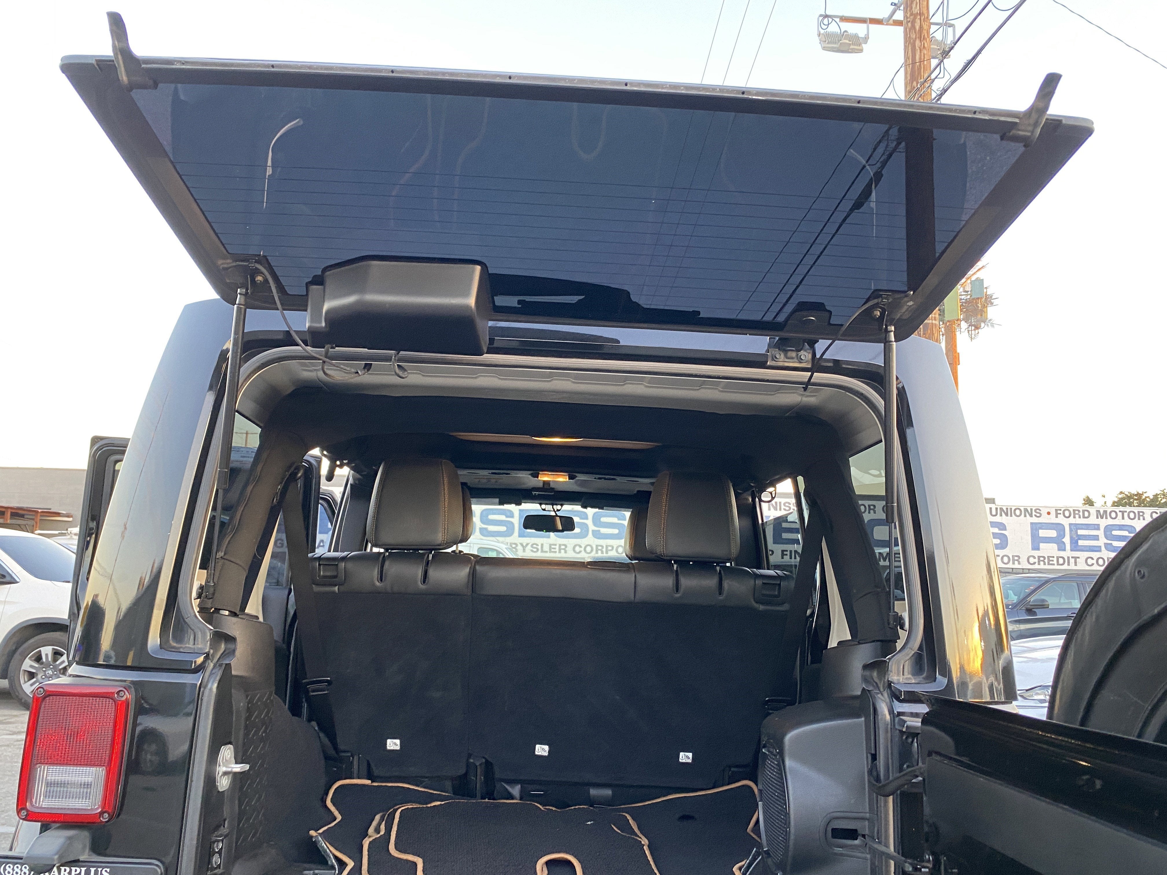 2014 Jeep Wrangler Unlimited Dragon Edition