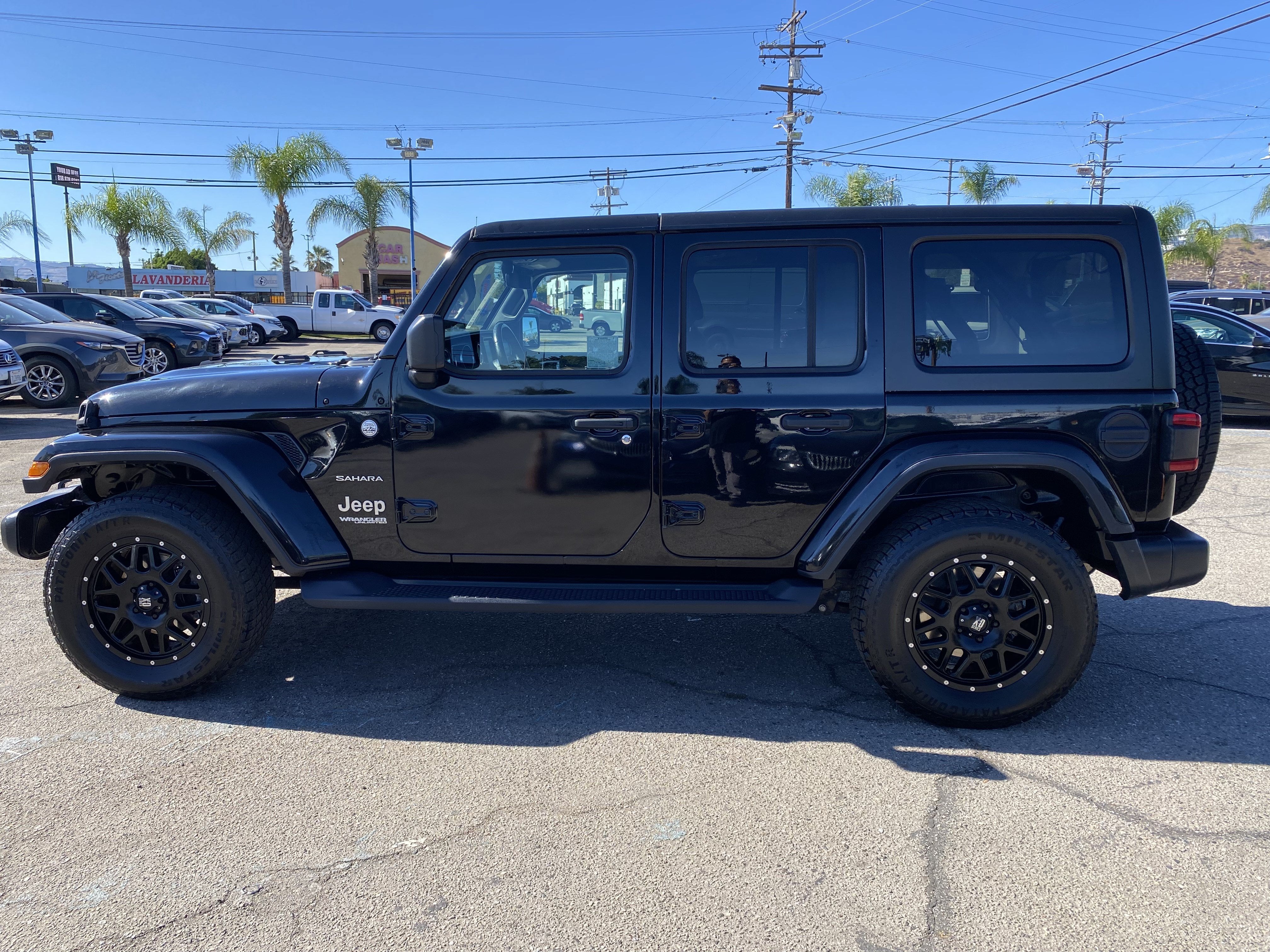 2018 Jeep Wrangler Unlimited SAHARA 4X4