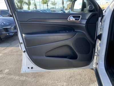 2017 Jeep Grand Cherokee Laredo