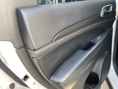2018 Jeep Grand Cherokee LAREDO 4X2 *LTD AVAIL*