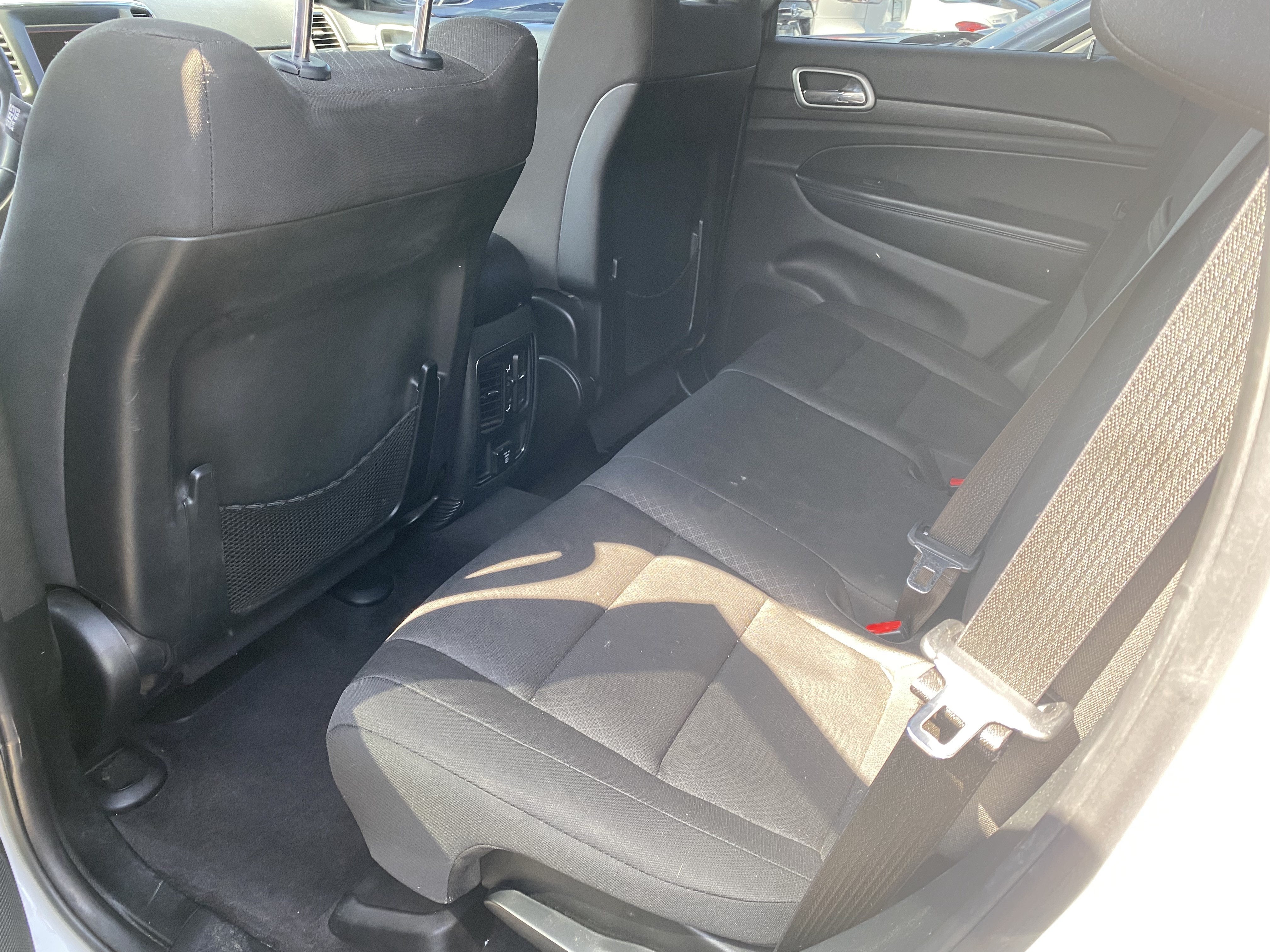 2018 Jeep Grand Cherokee LAREDO 4X2 *LTD AVAIL*
