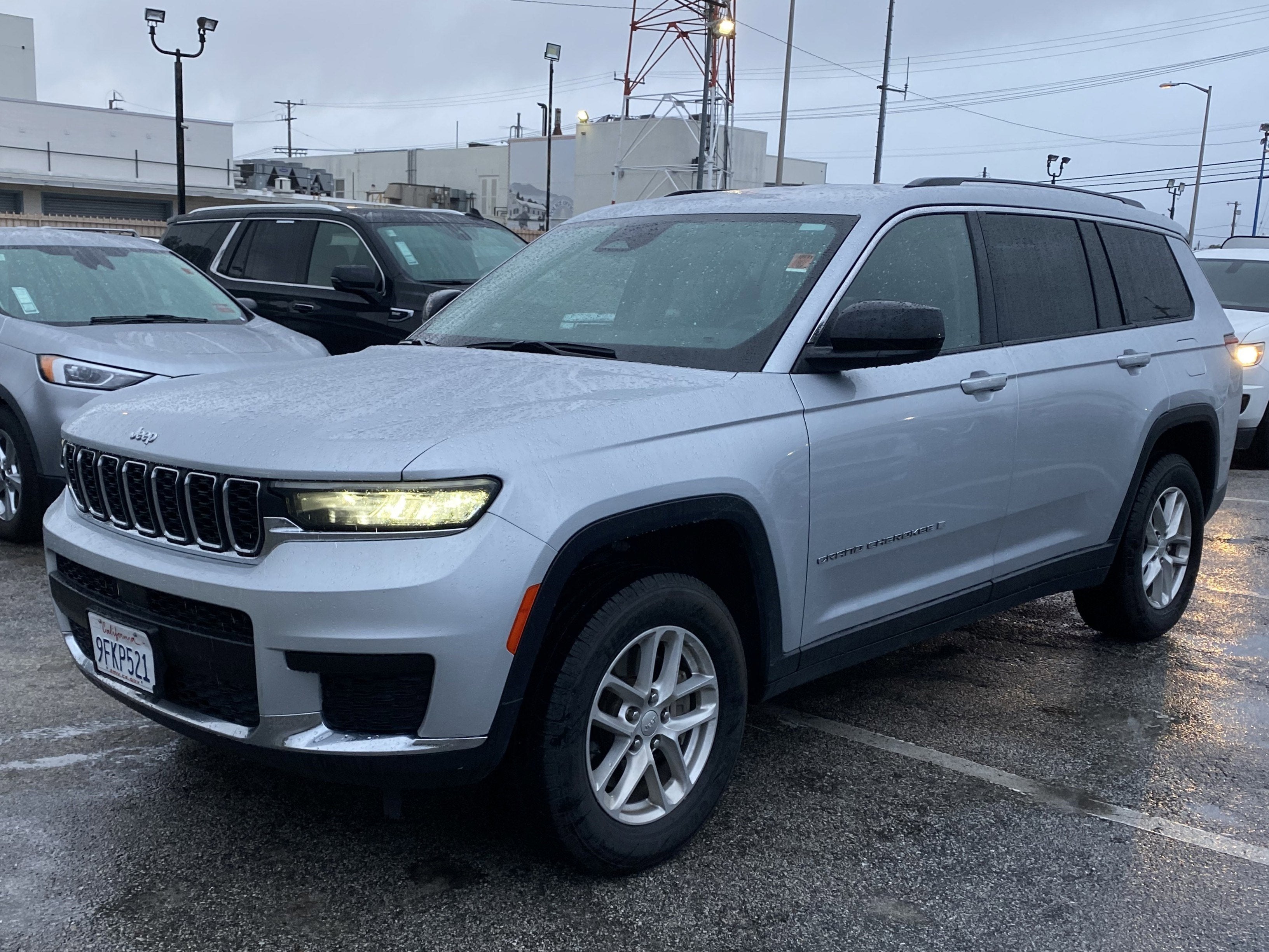 2023 Jeep Grand Cherokee L Laredo