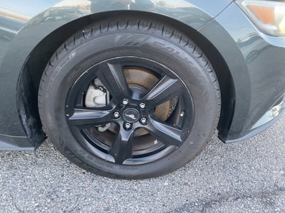 2015 Ford Mustang V6