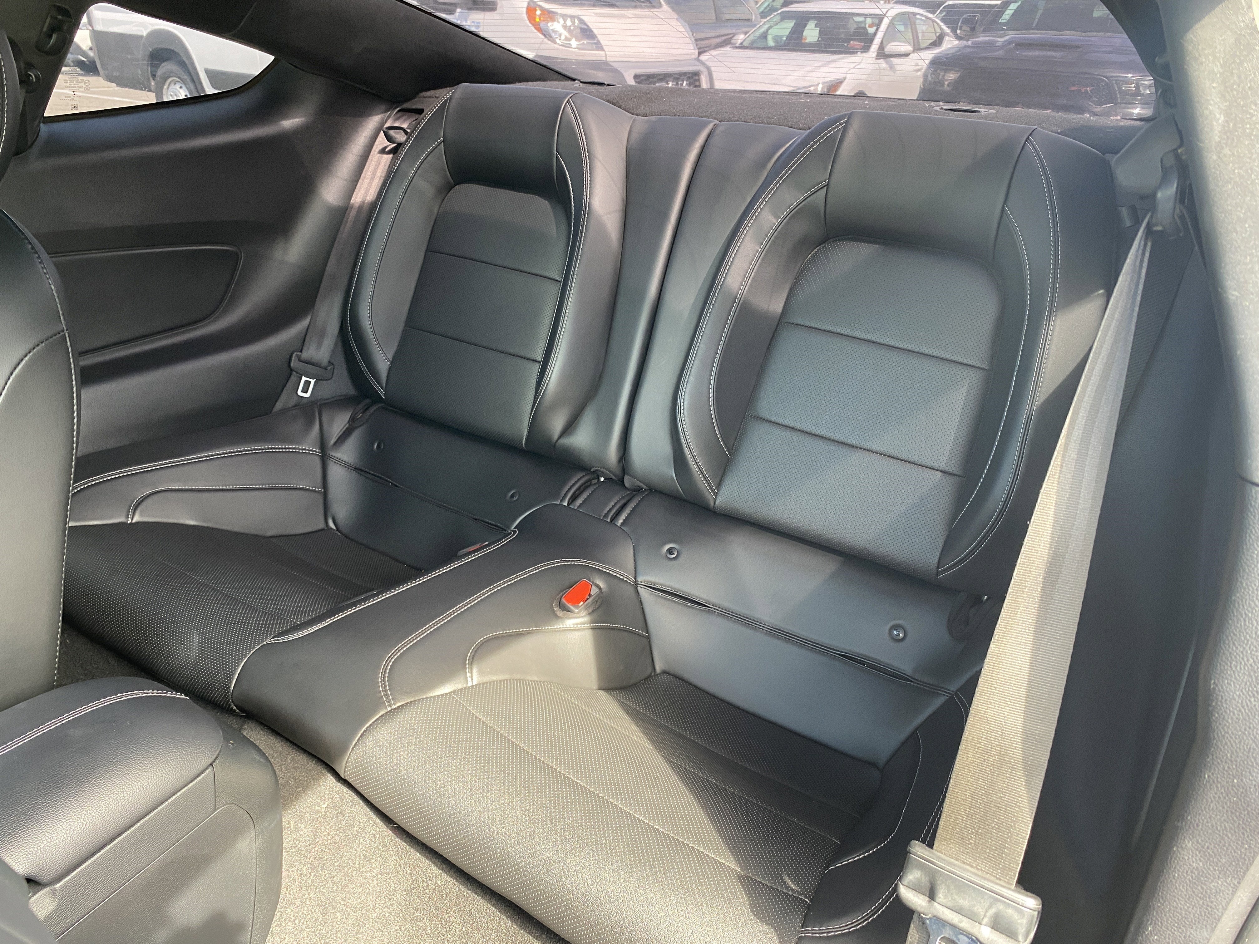 2022 Ford Mustang EcoBoost Premium