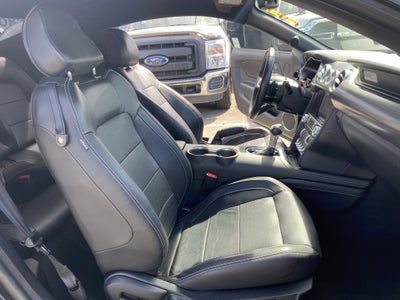 2022 Ford Mustang EcoBoost Premium