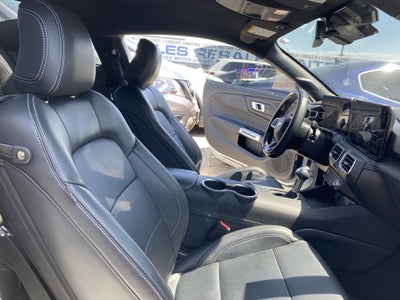 2025 Ford Mustang Base