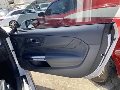 2025 Ford Mustang Base