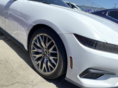 2025 Ford Mustang Base