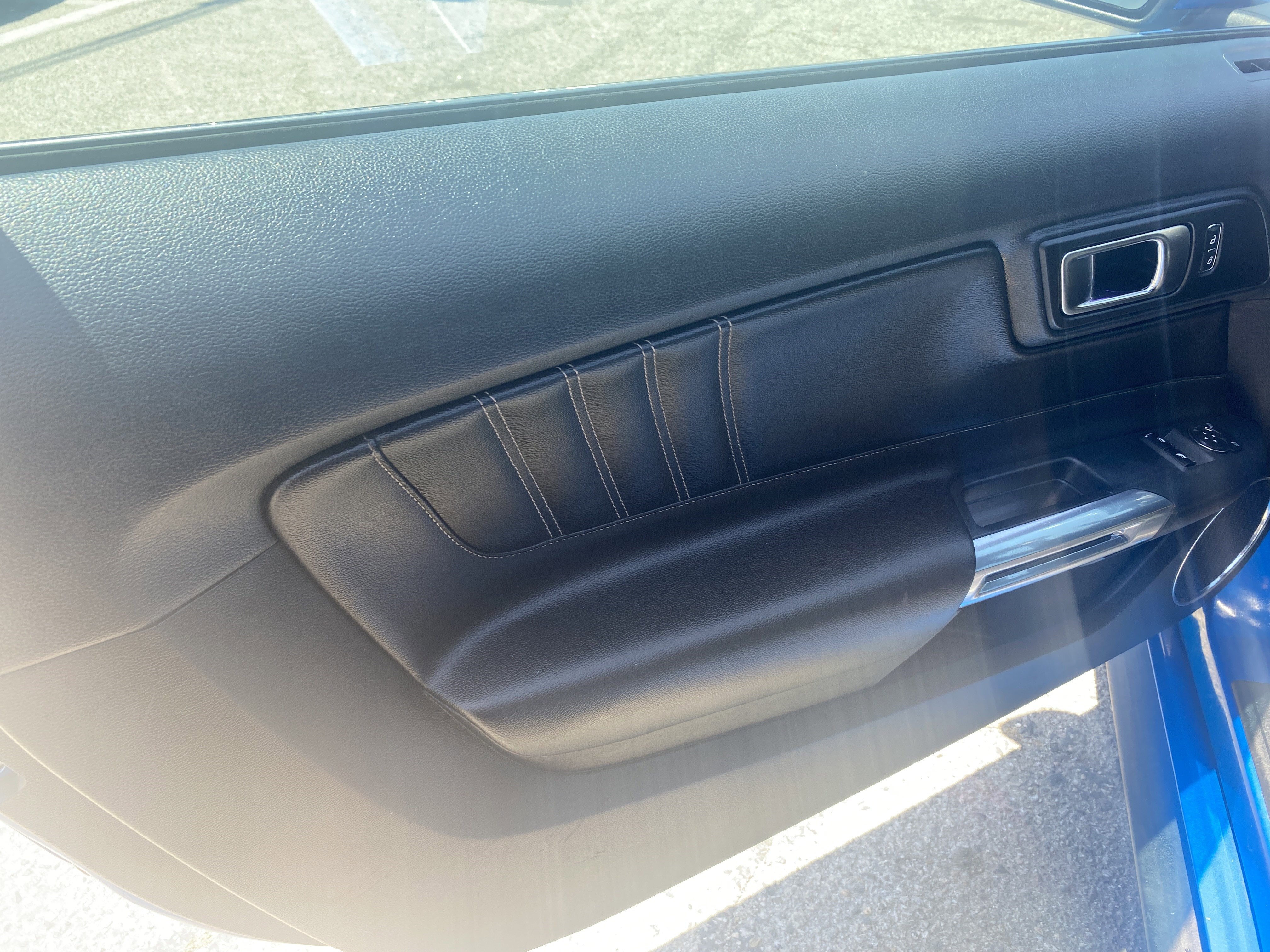 2021 Ford Mustang EcoBoost Premium