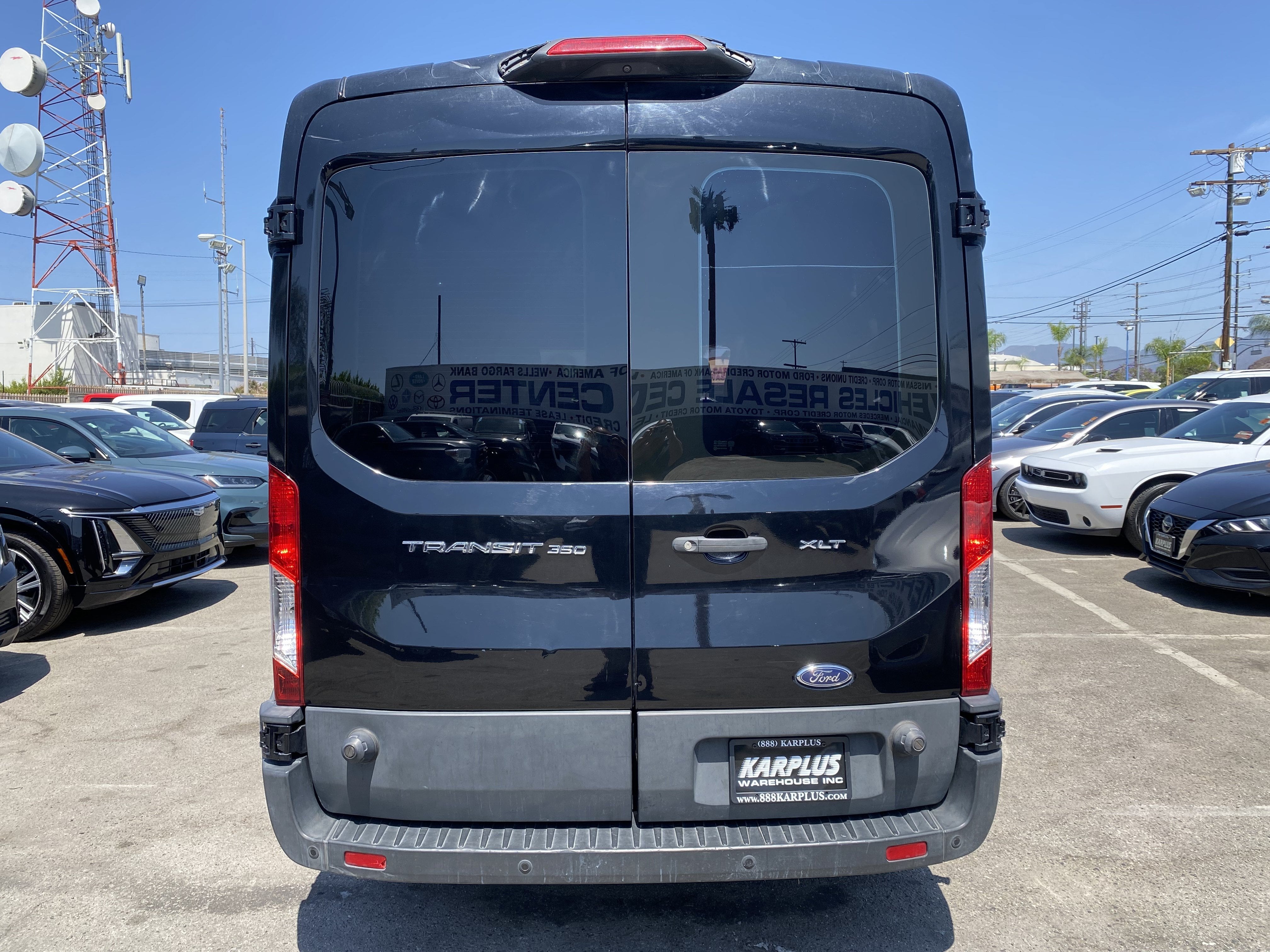 2018 Ford Transit Passenger Wagon XLT