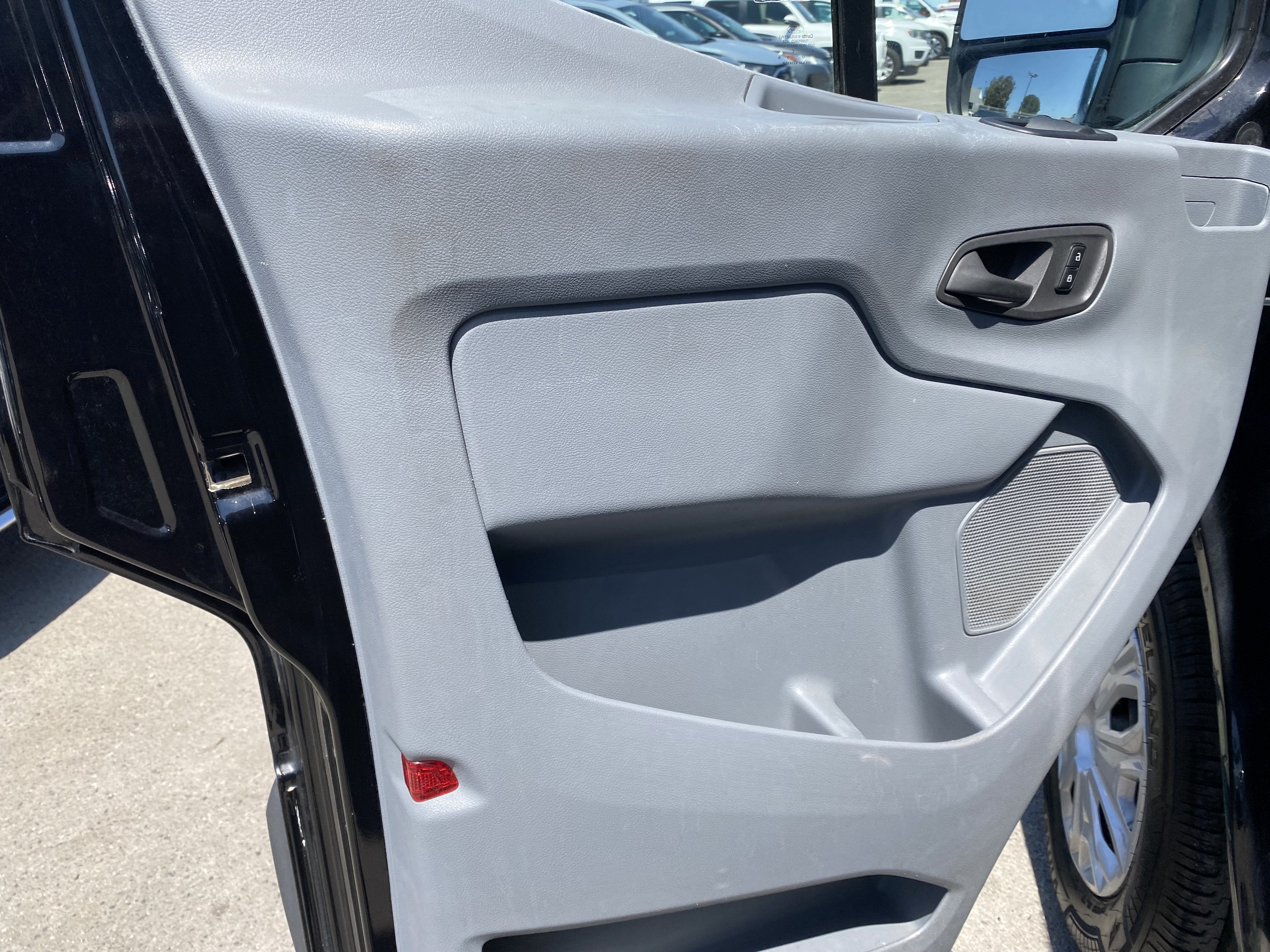 2018 Ford Transit Passenger Wagon XLT