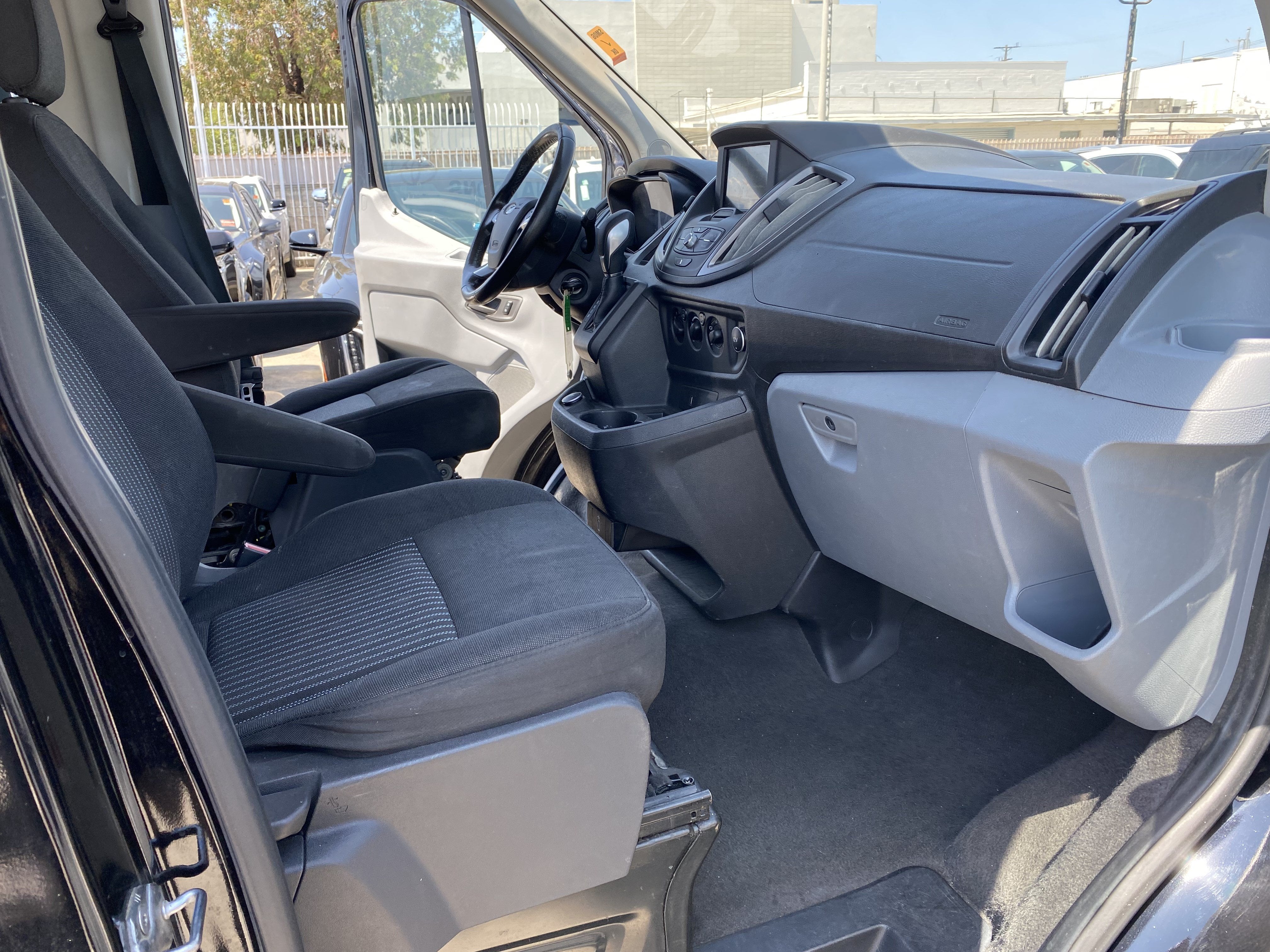2018 Ford Transit Passenger Wagon XLT