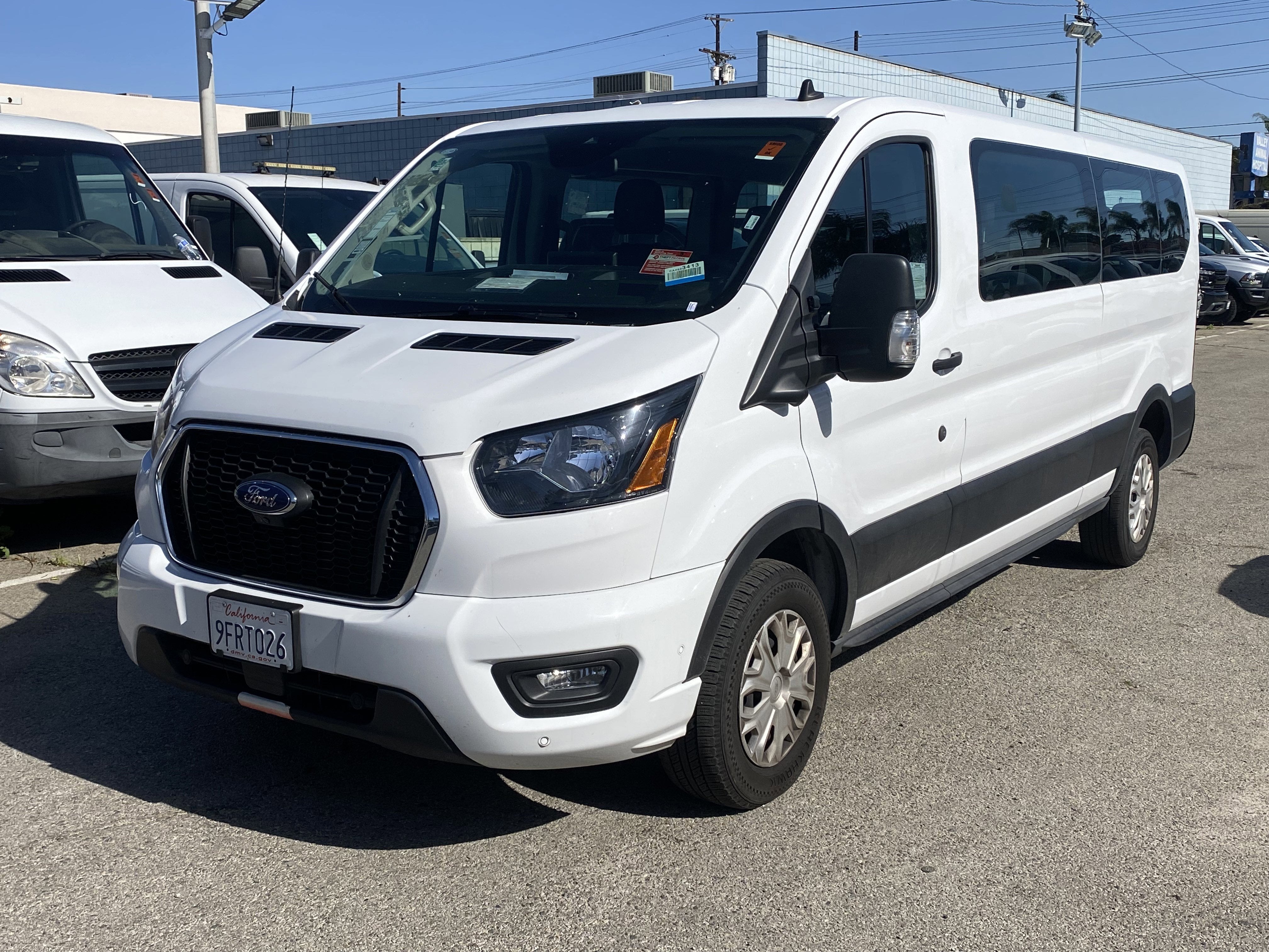 2023 Ford Transit Passenger Wagon XLT