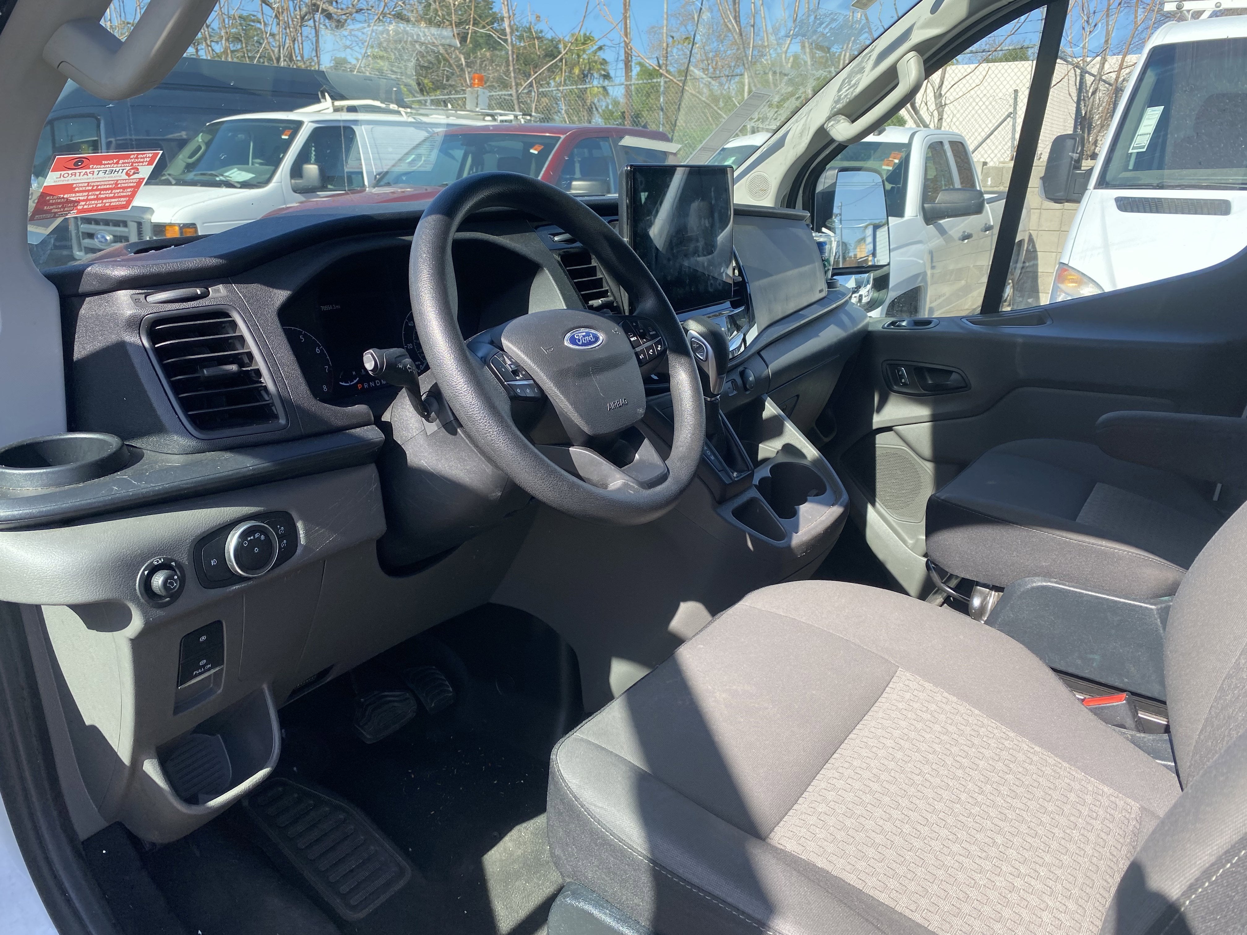 2023 Ford Transit Passenger Wagon XLT