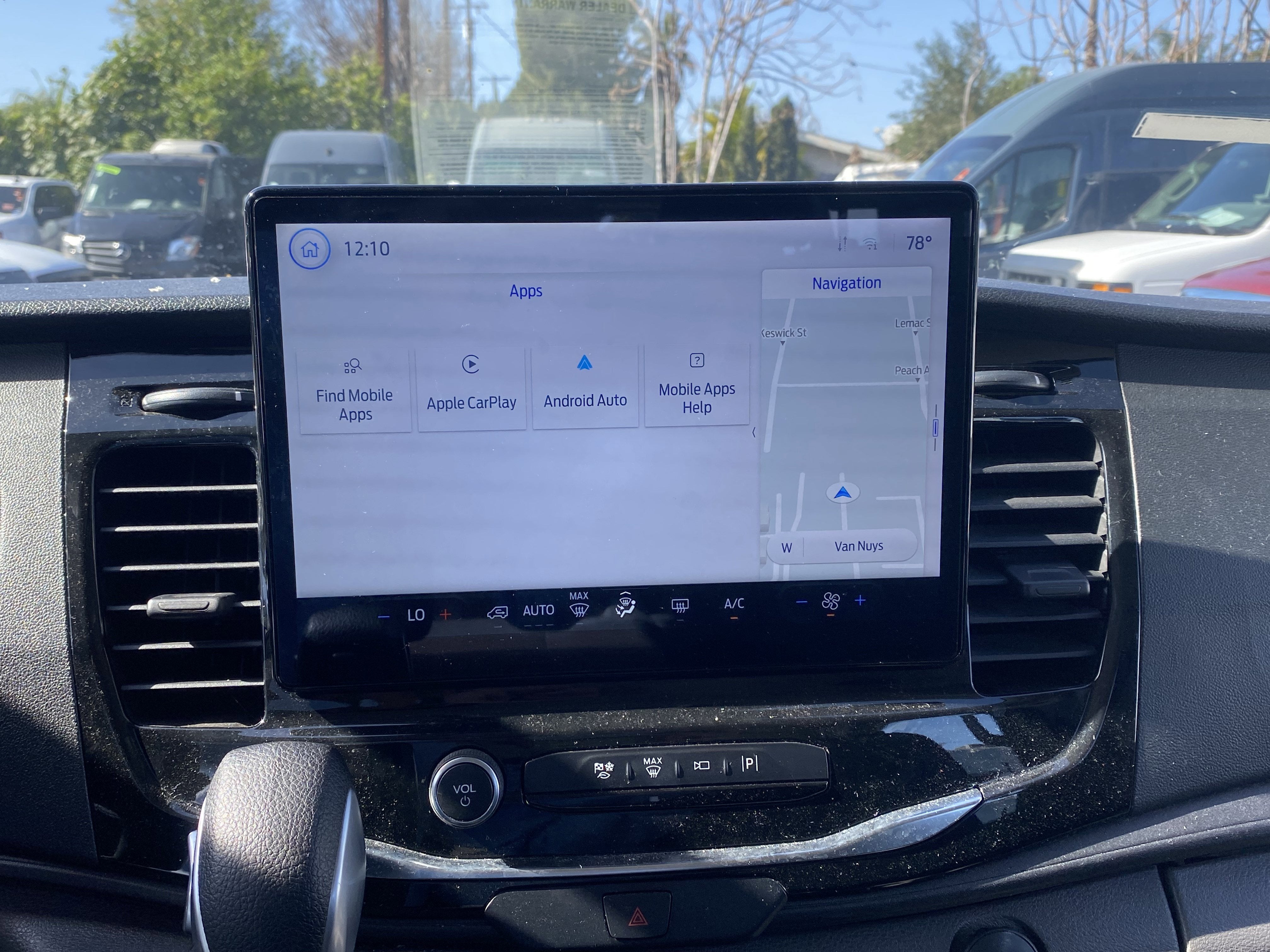 2023 Ford Transit Passenger Wagon XLT