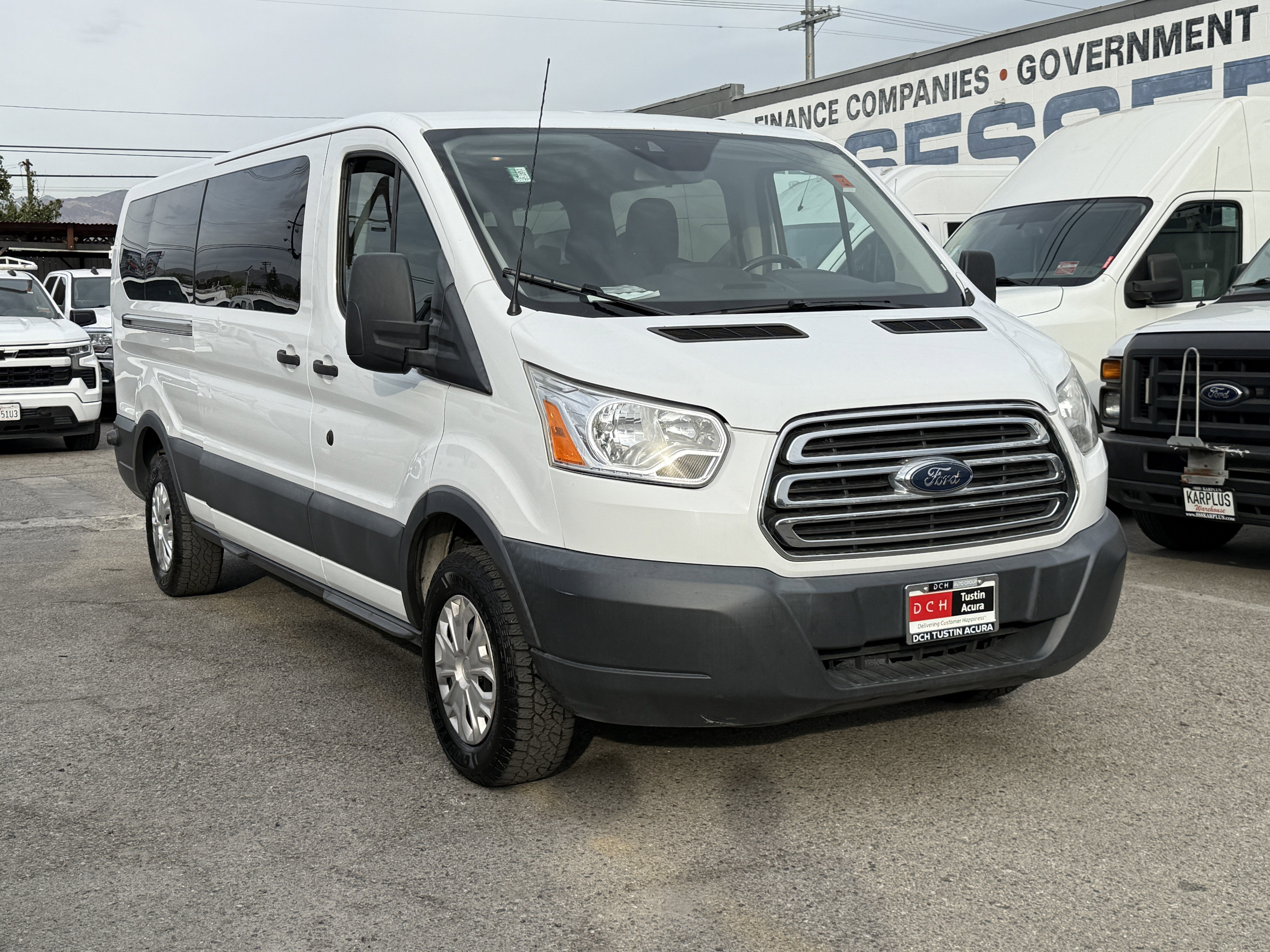 2017 Ford Transit Wagon XLT