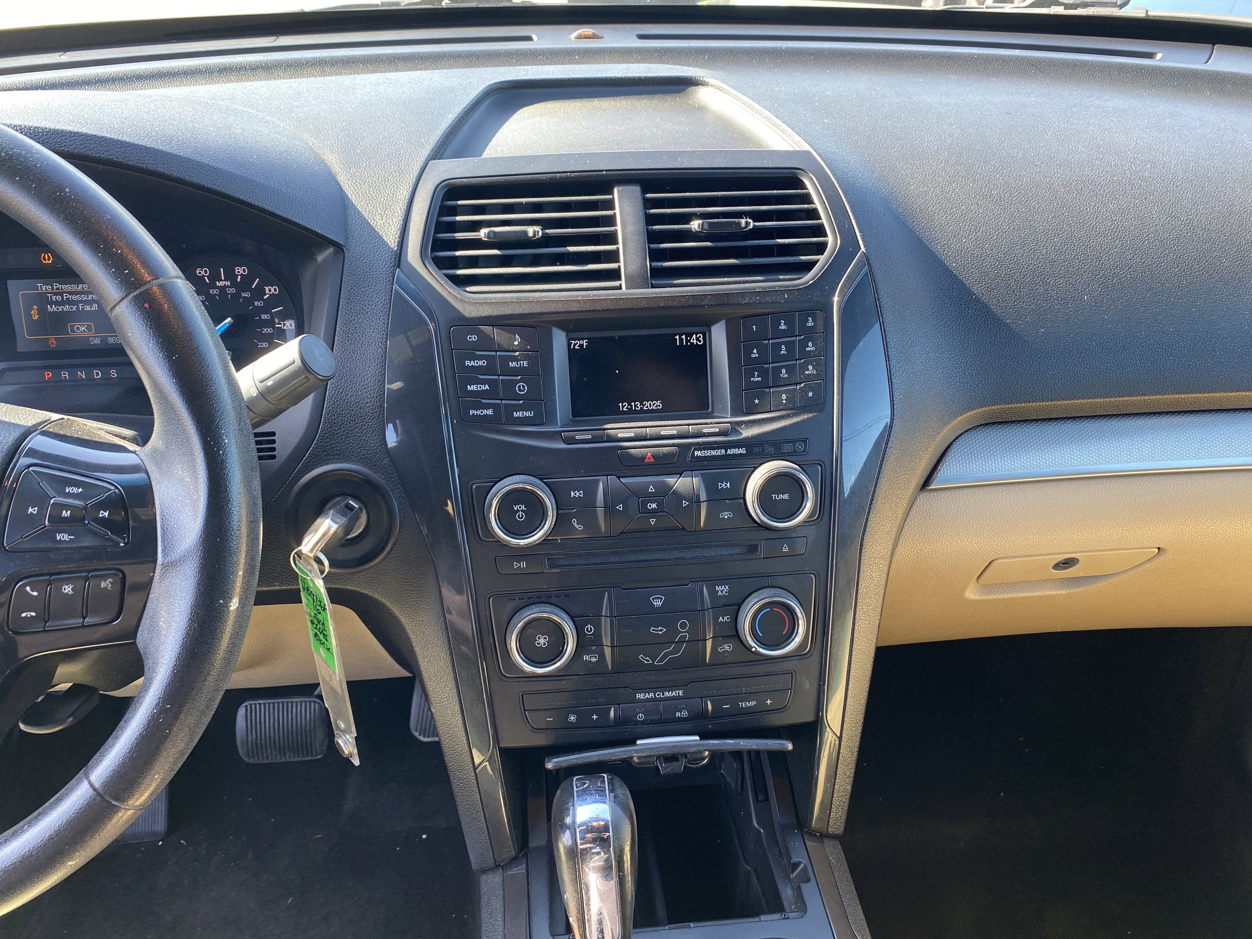 2016 Ford Explorer Base