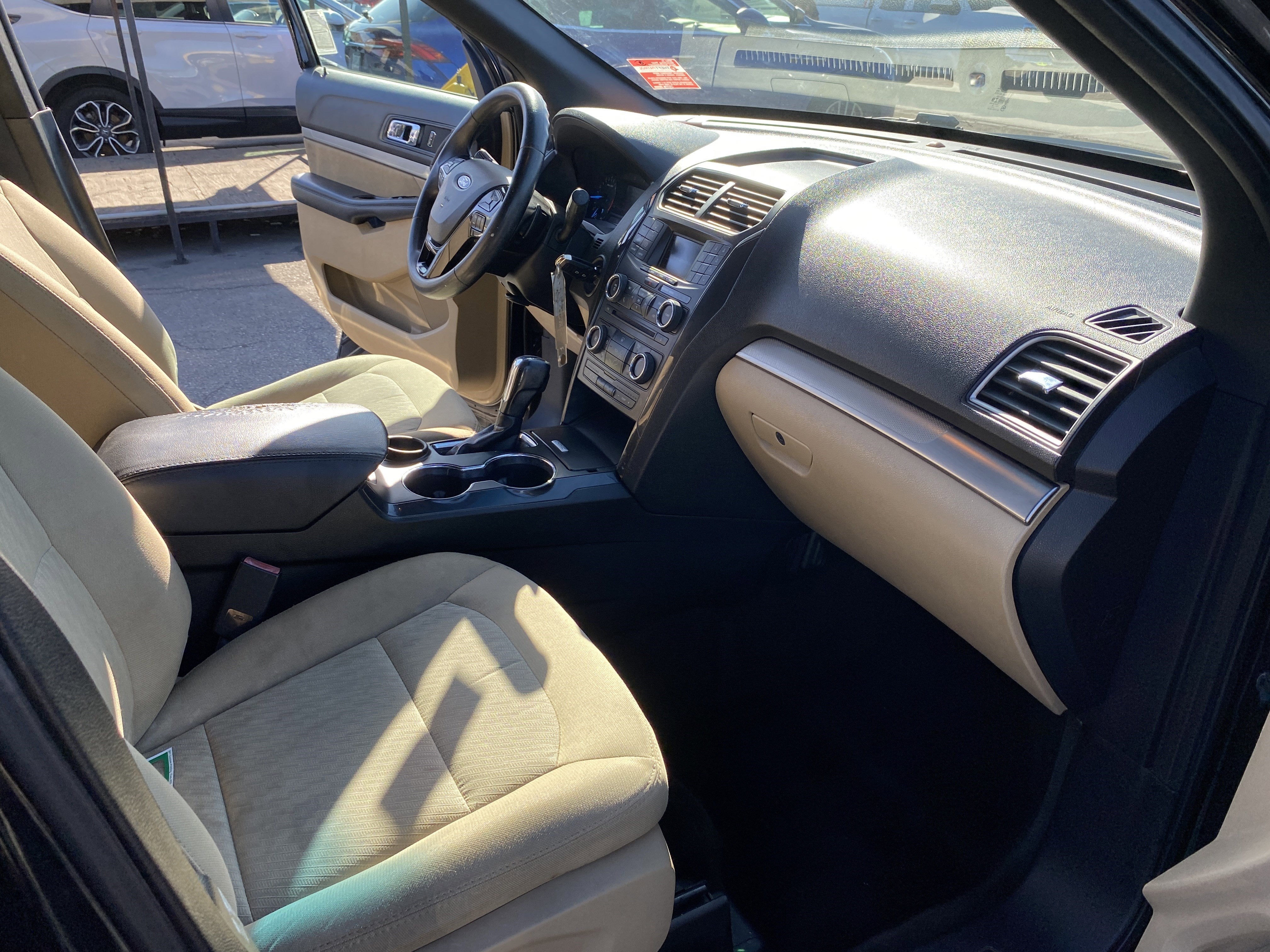 2016 Ford Explorer Base