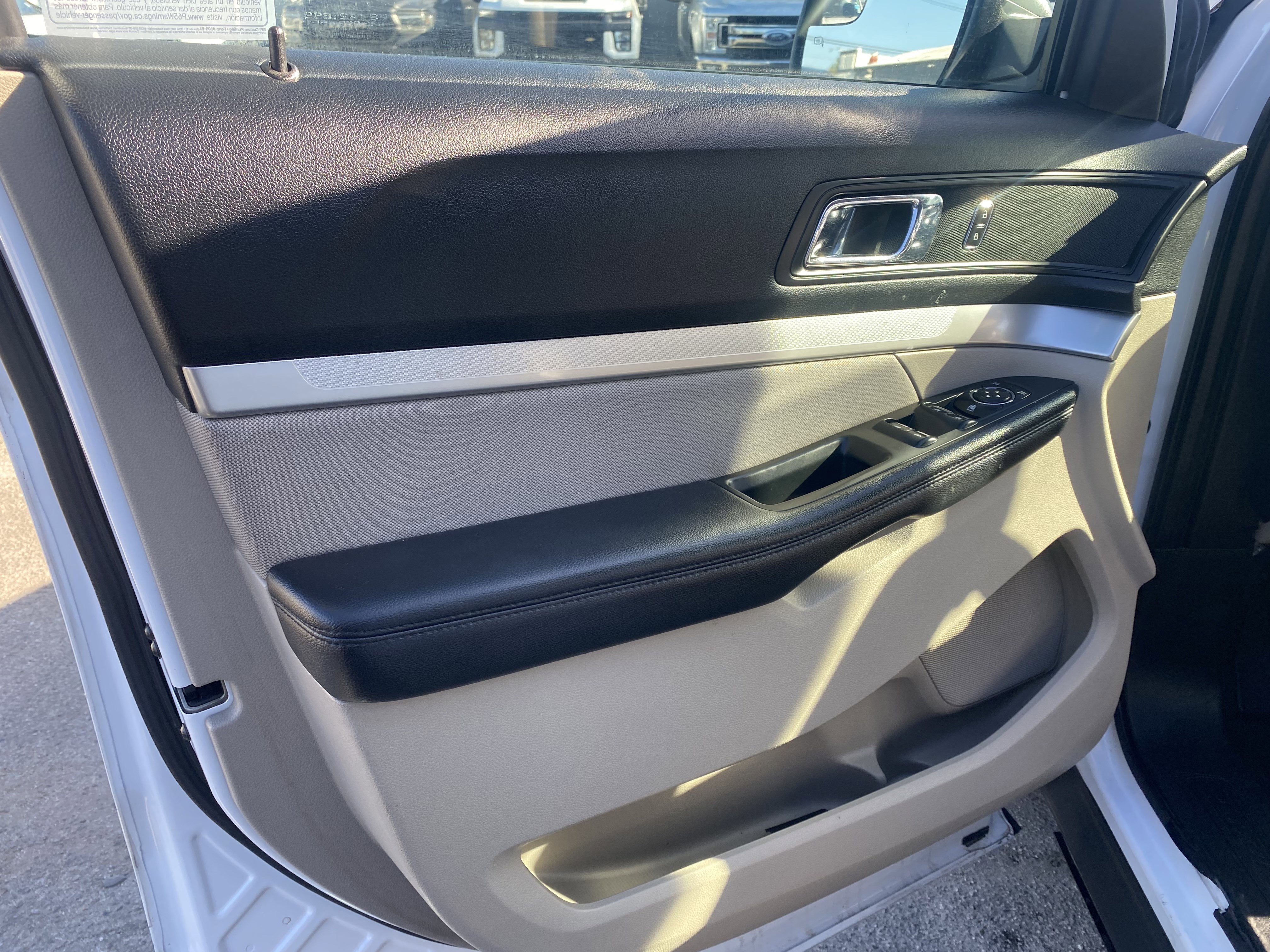 2018 Ford Explorer Base