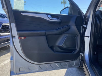 2021 Ford Escape SE Hybrid