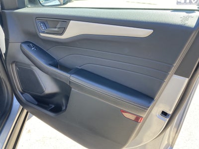 2022 Ford Escape SE FWD