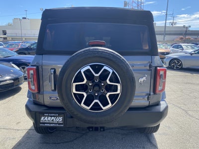 2022 Ford Bronco Base