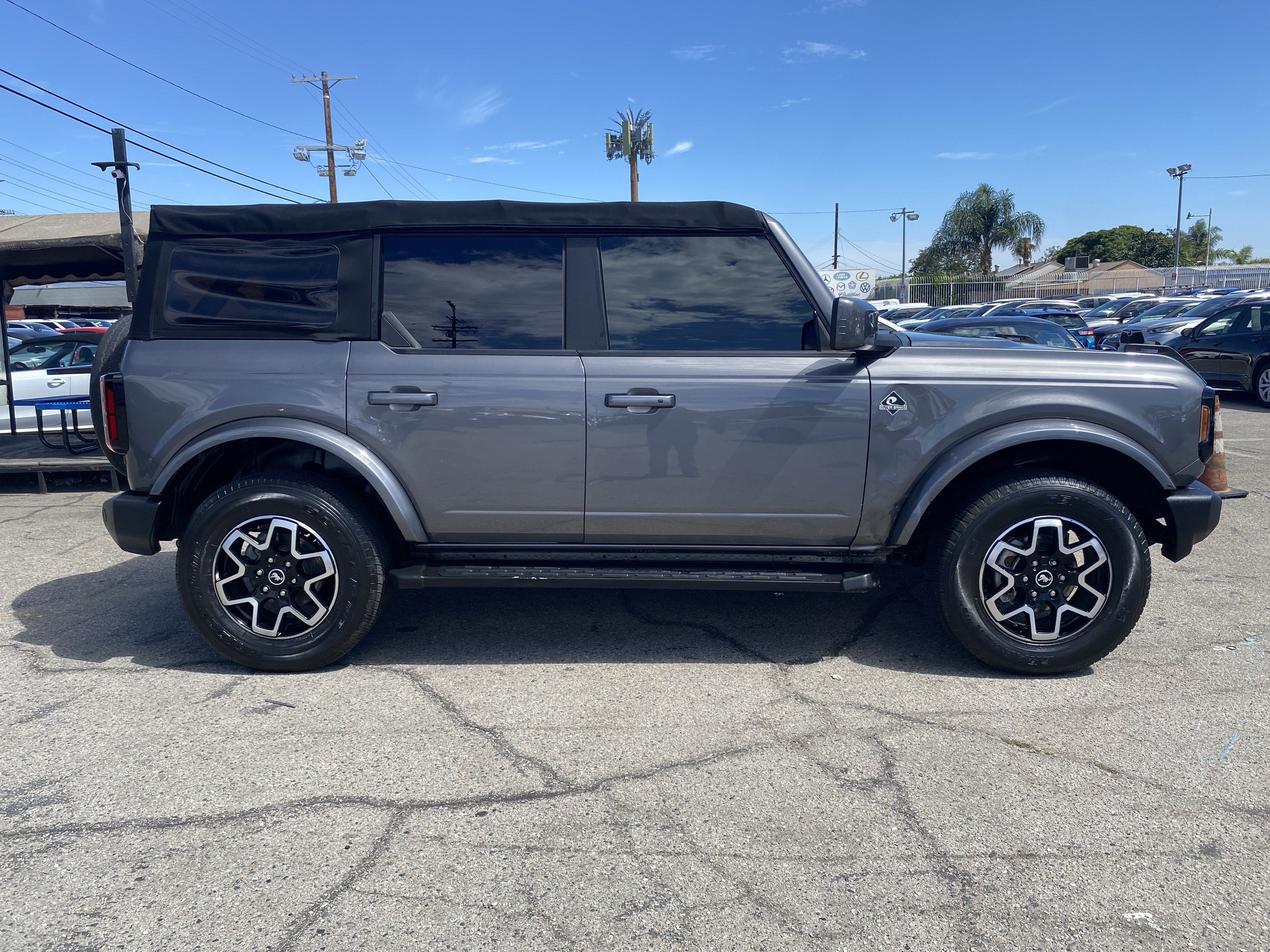 2022 Ford Bronco Base