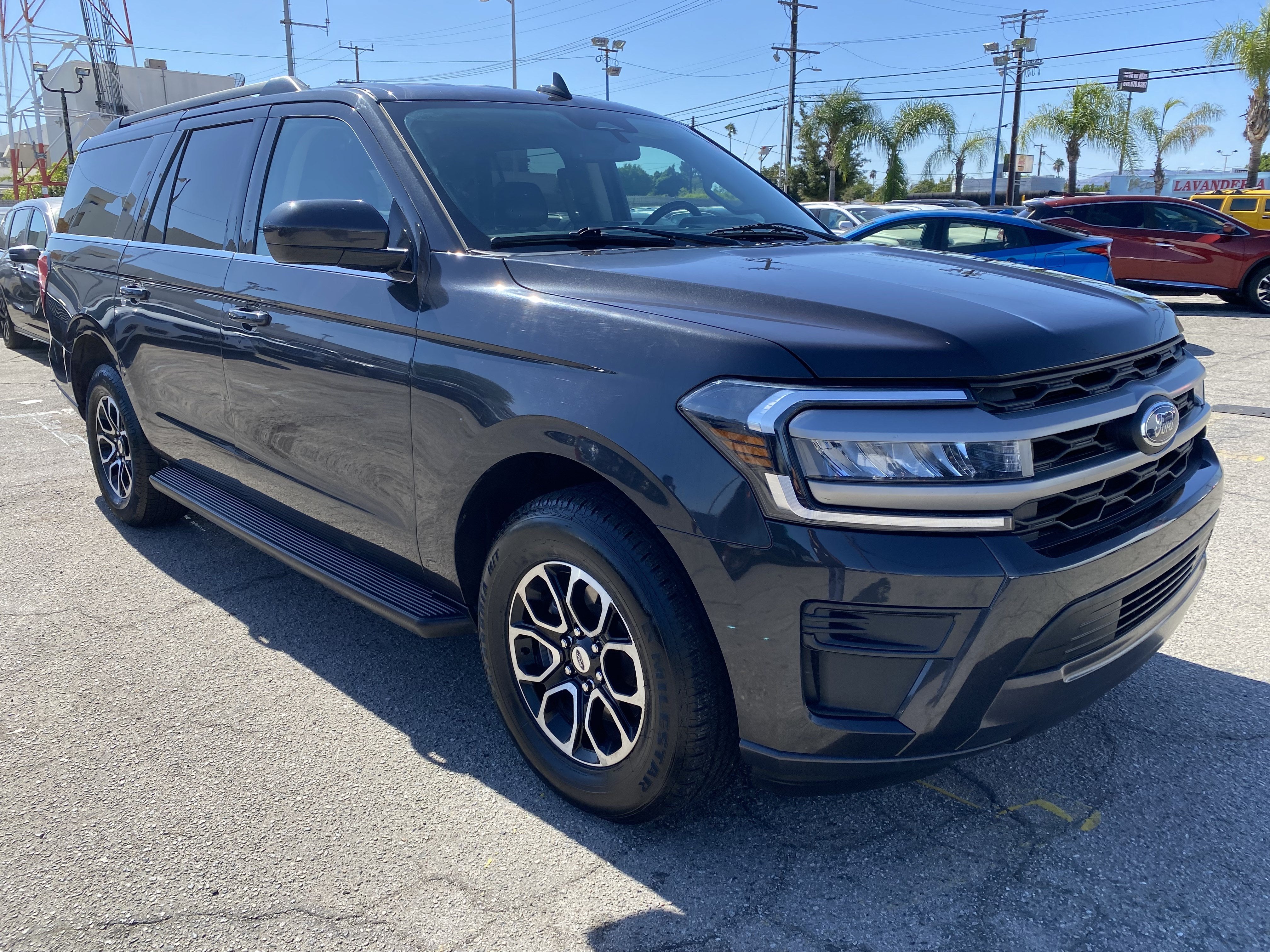 2024 Ford Expedition Max XLT 4X2