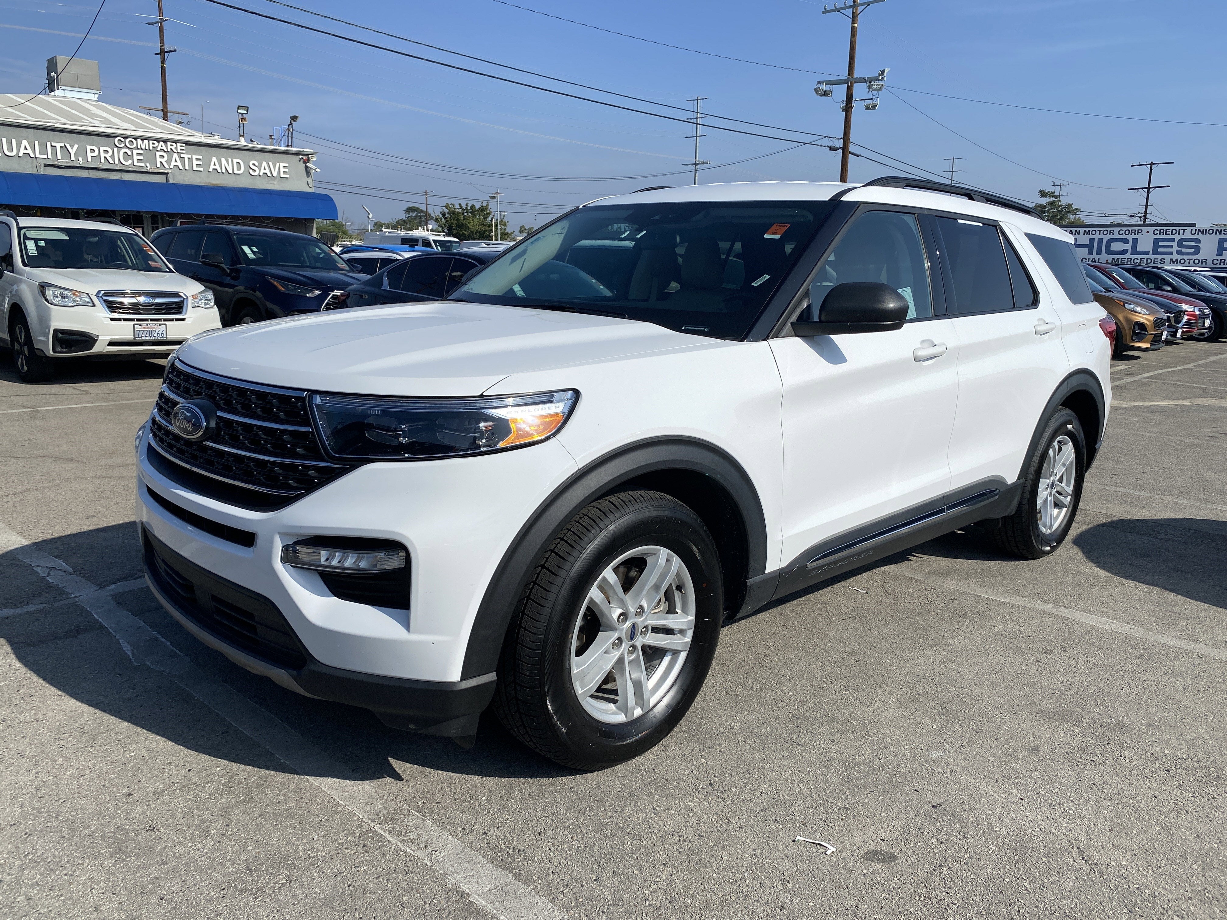 2024 Ford Explorer XLT