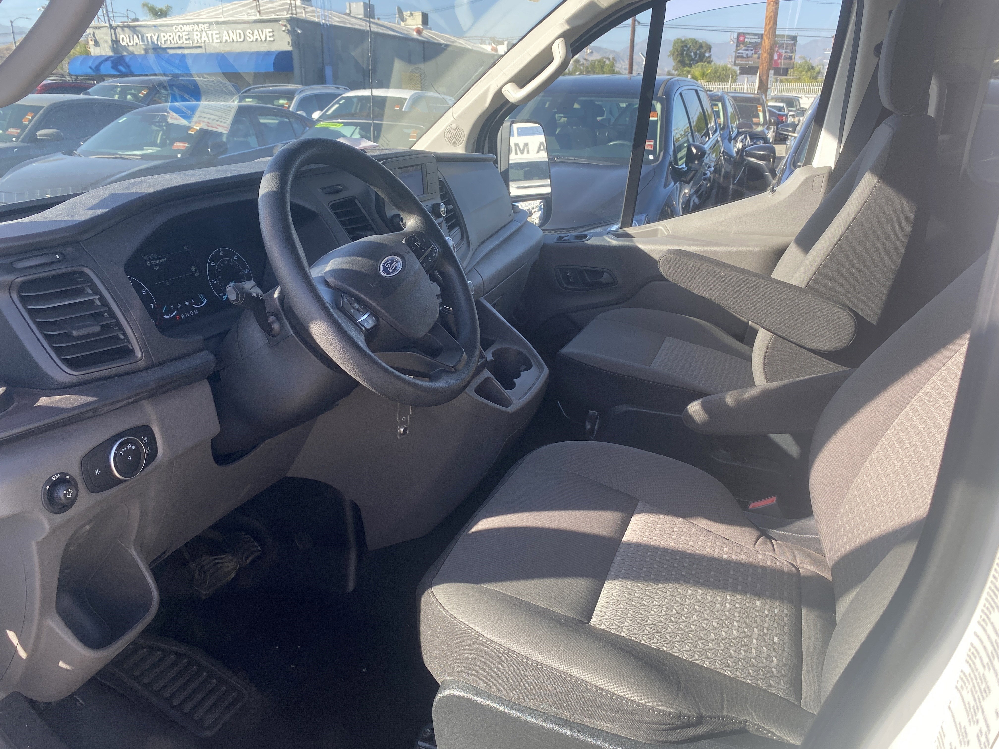 2020 Ford Transit Passenger Wagon XLT