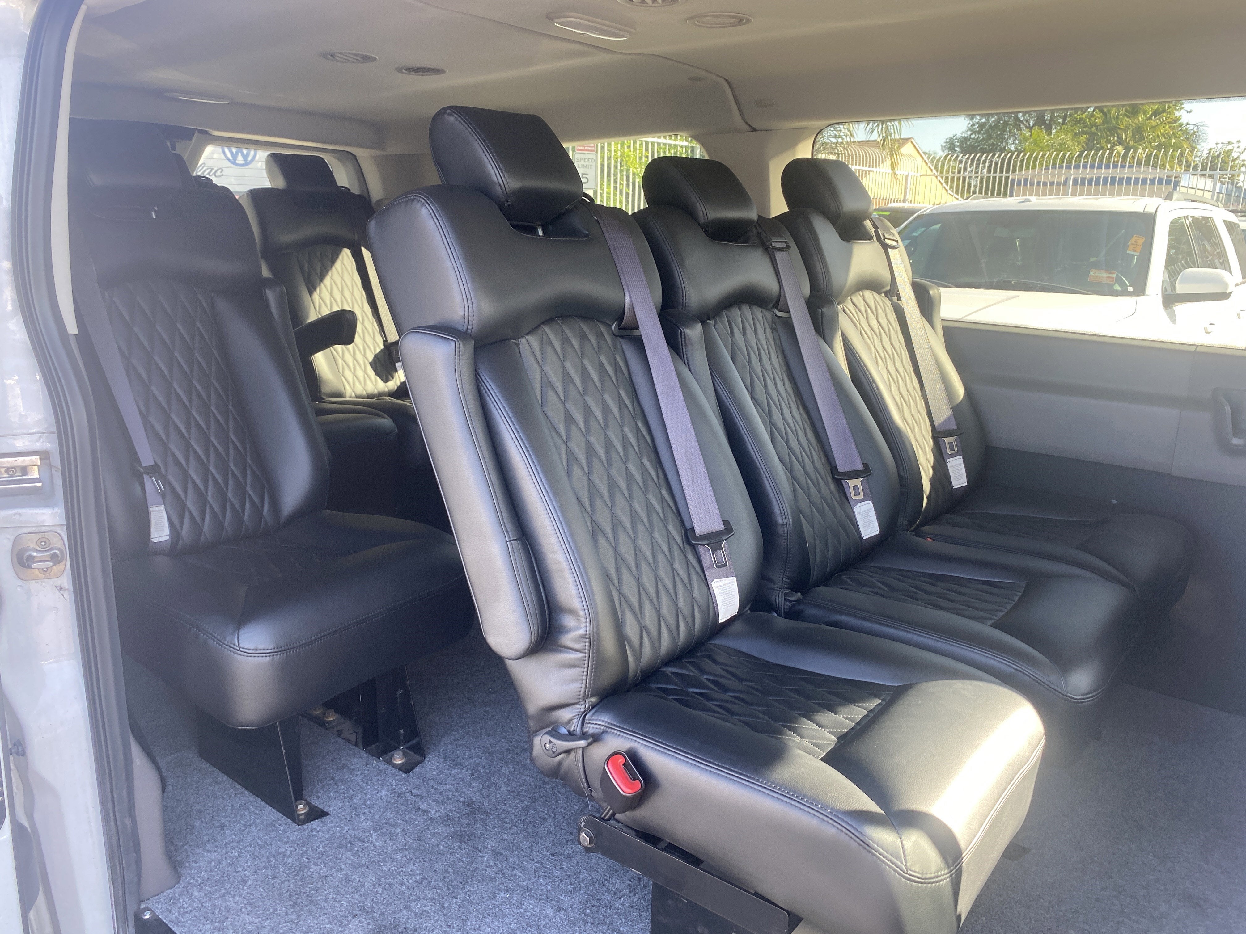 2020 Ford Transit Passenger Wagon XLT