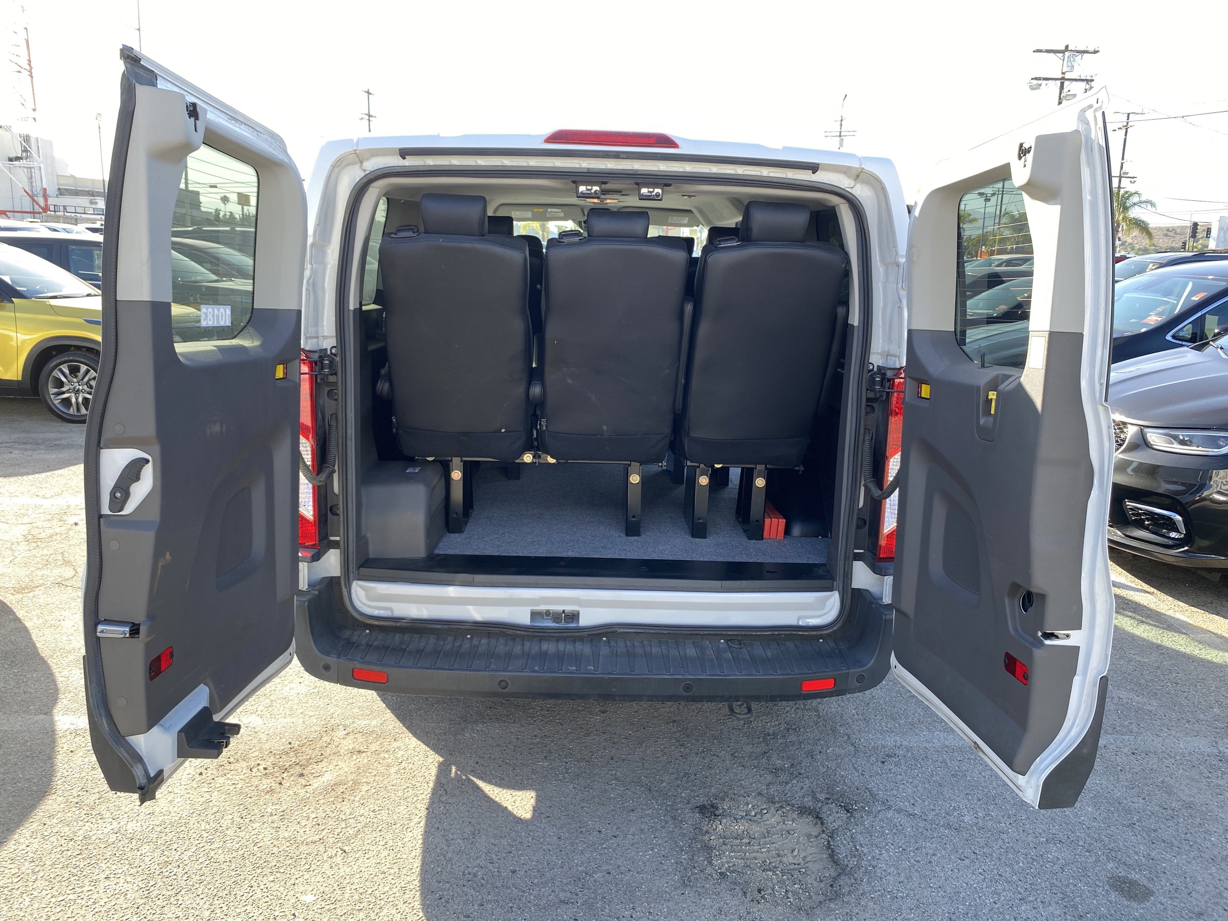 2020 Ford Transit Passenger Wagon XLT