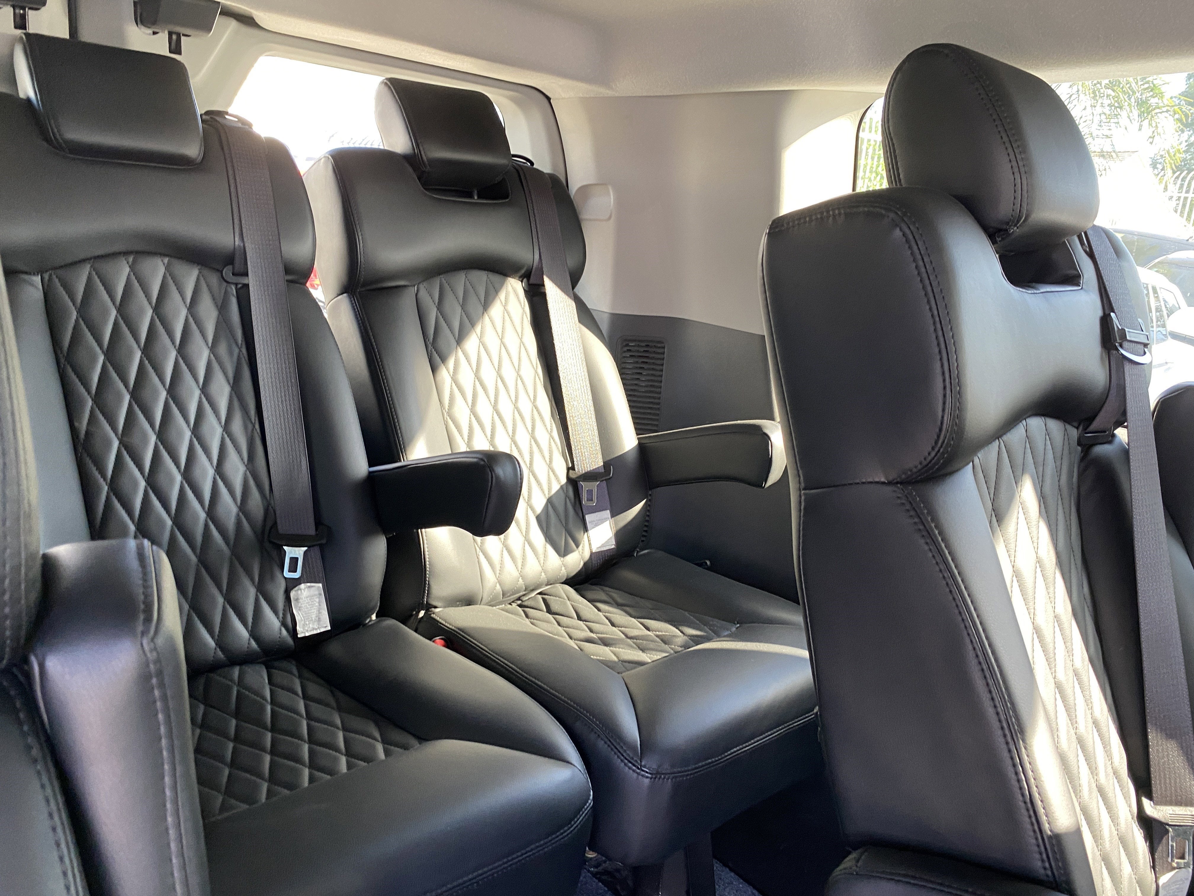 2020 Ford Transit Passenger Wagon XLT
