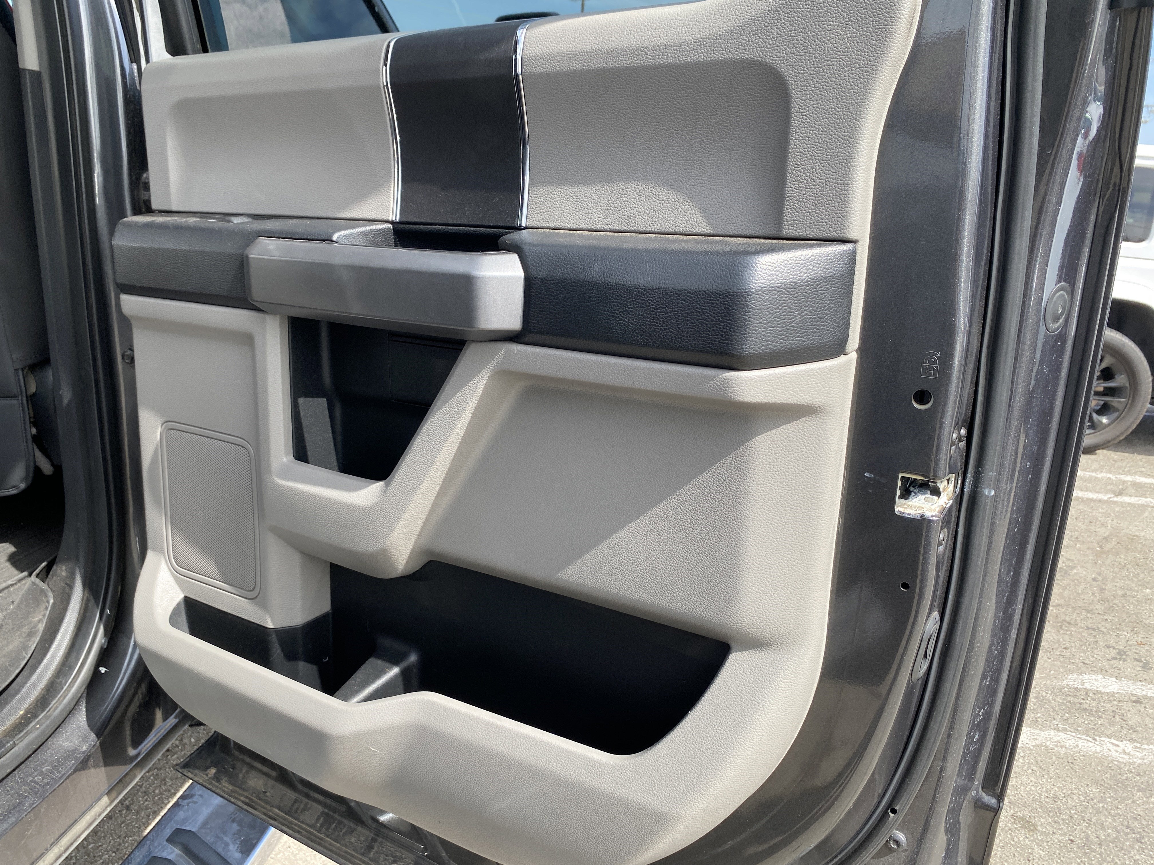 2017 Ford Super Duty F-250 SRW XLT