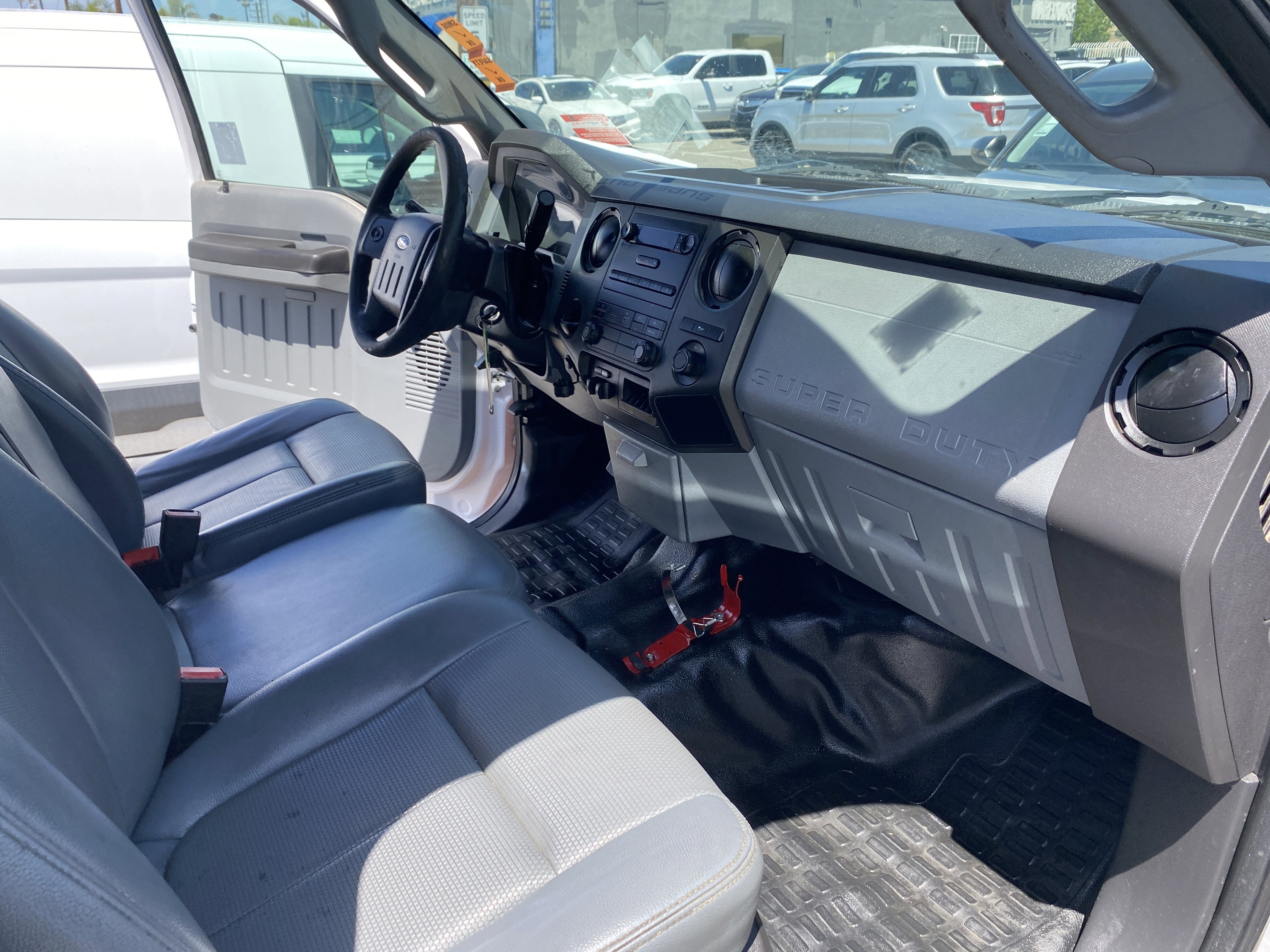 2016 Ford Super Duty F-350 SRW XL