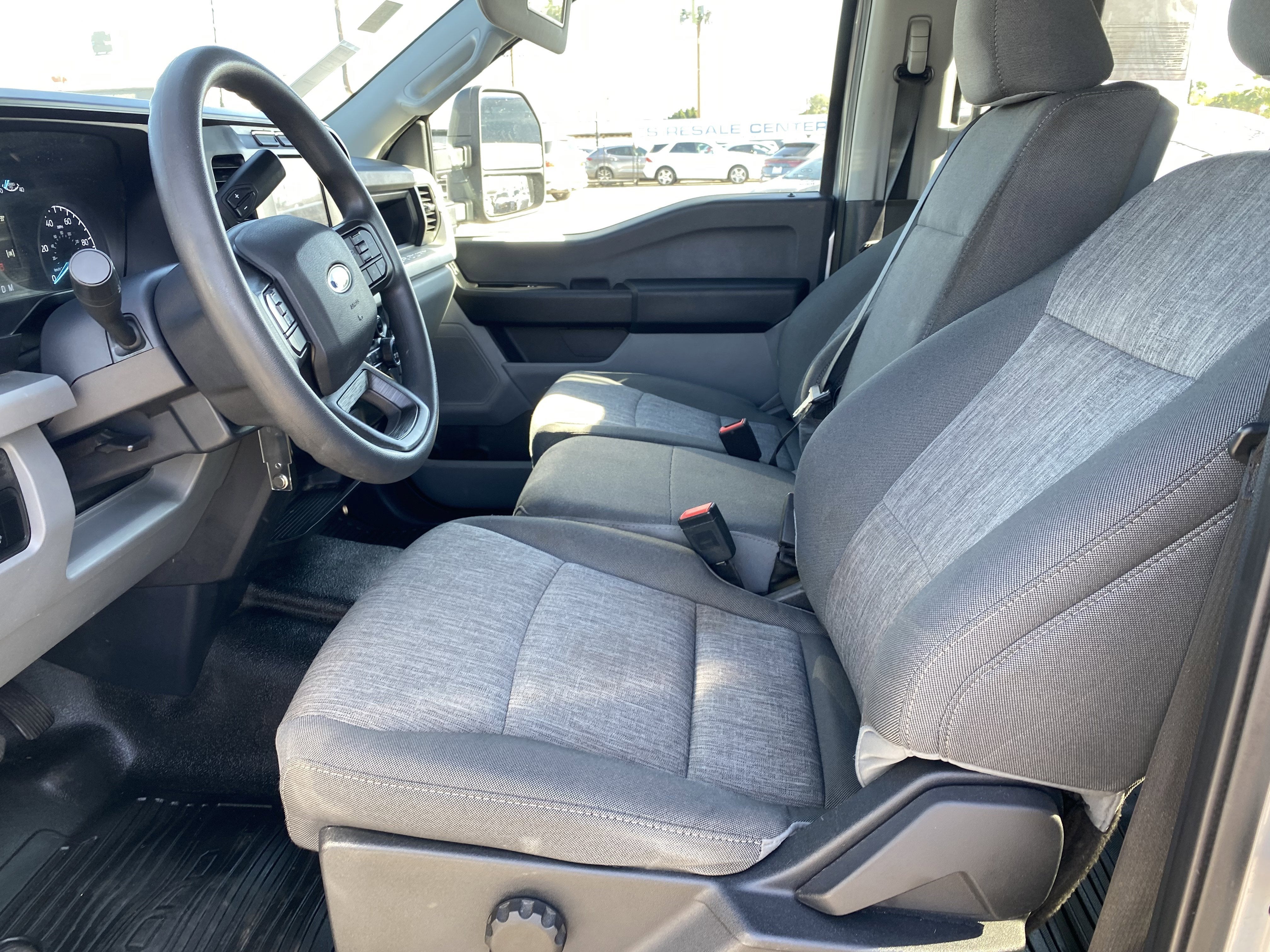 2023 Ford Super Duty F-350 DRW Base