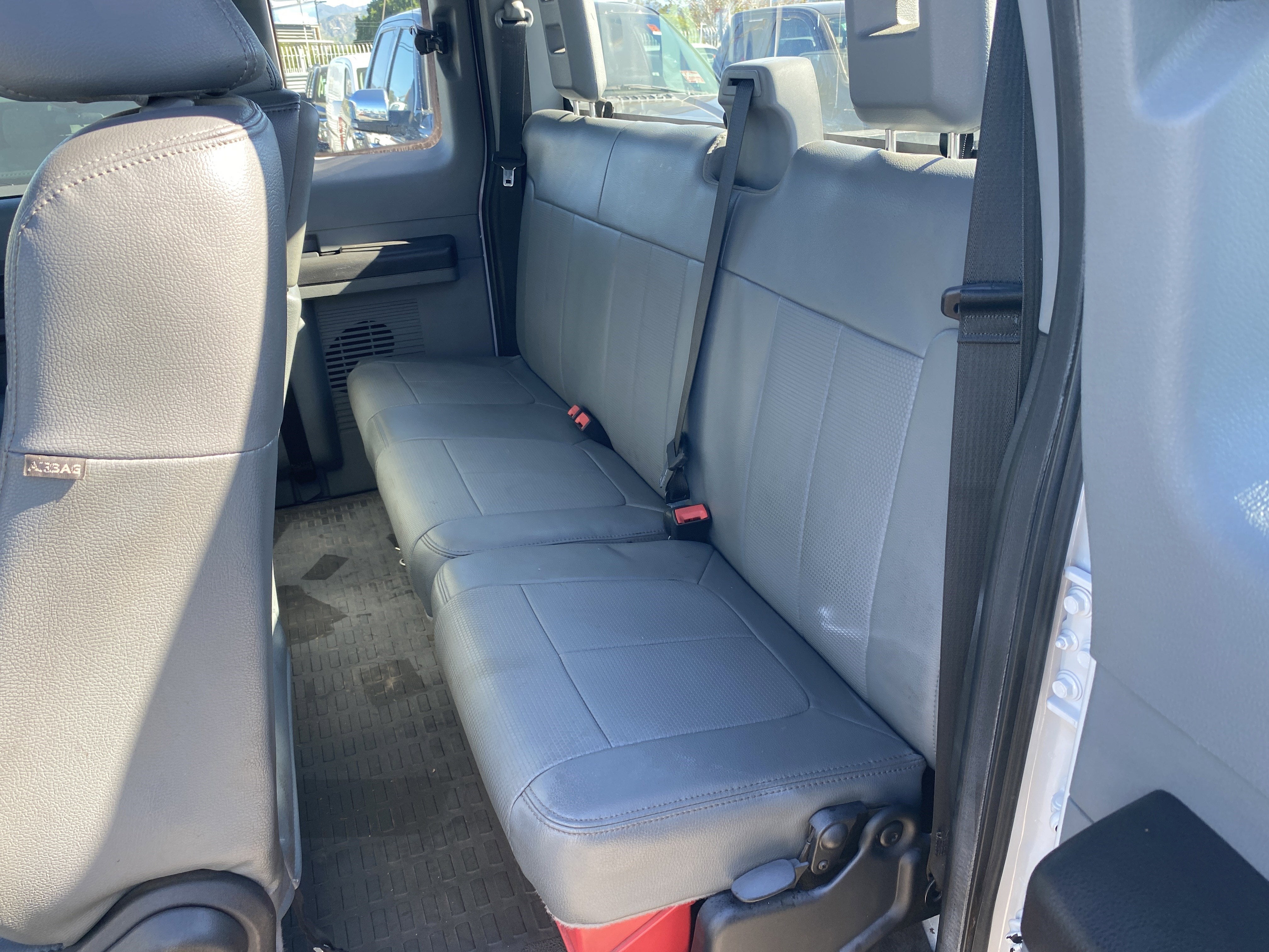 2016 Ford Super Duty F-350 SRW XL