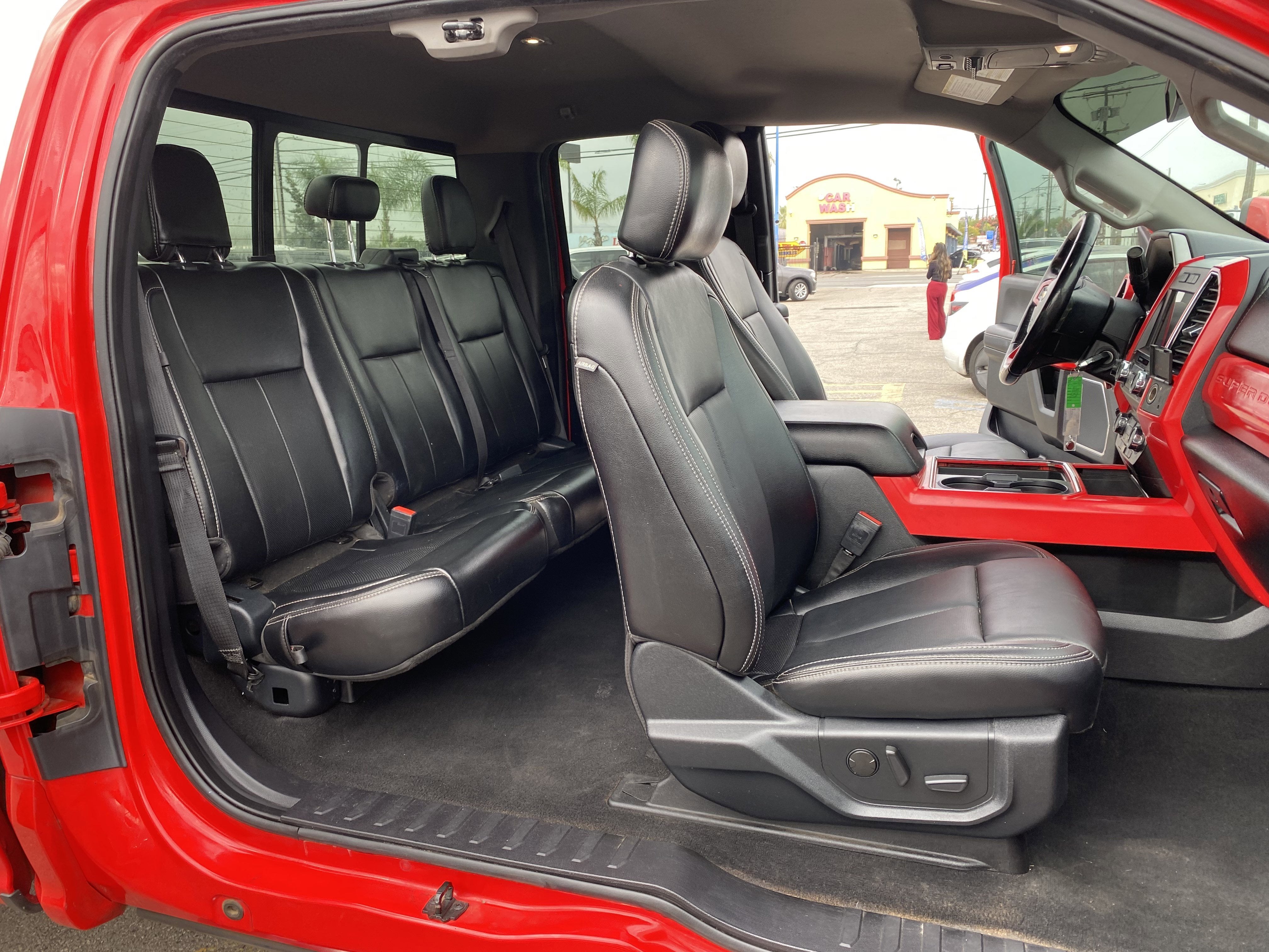 2021 Ford Super Duty F-350 DRW LARIAT