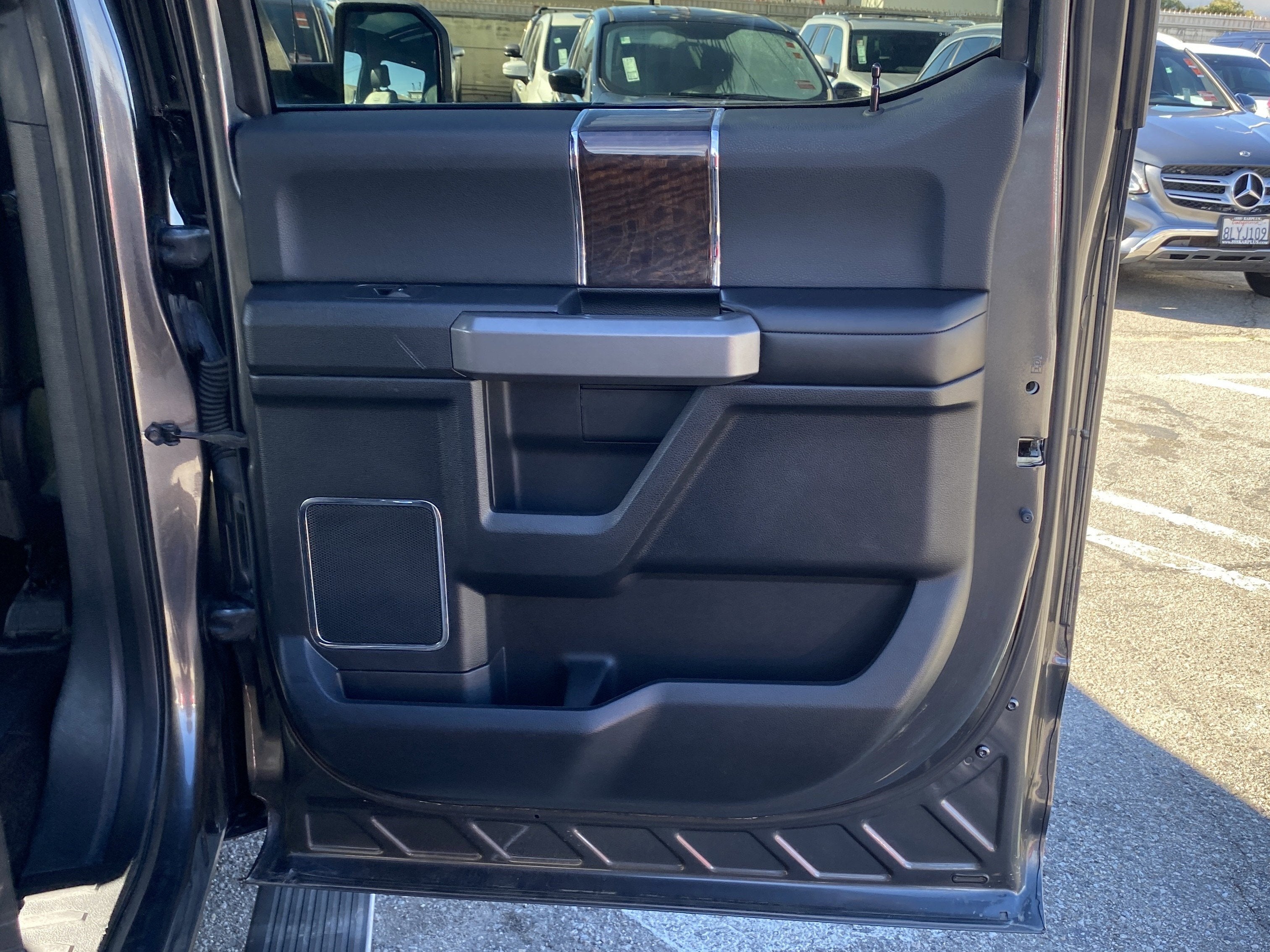 2016 Ford F-150 Platinum