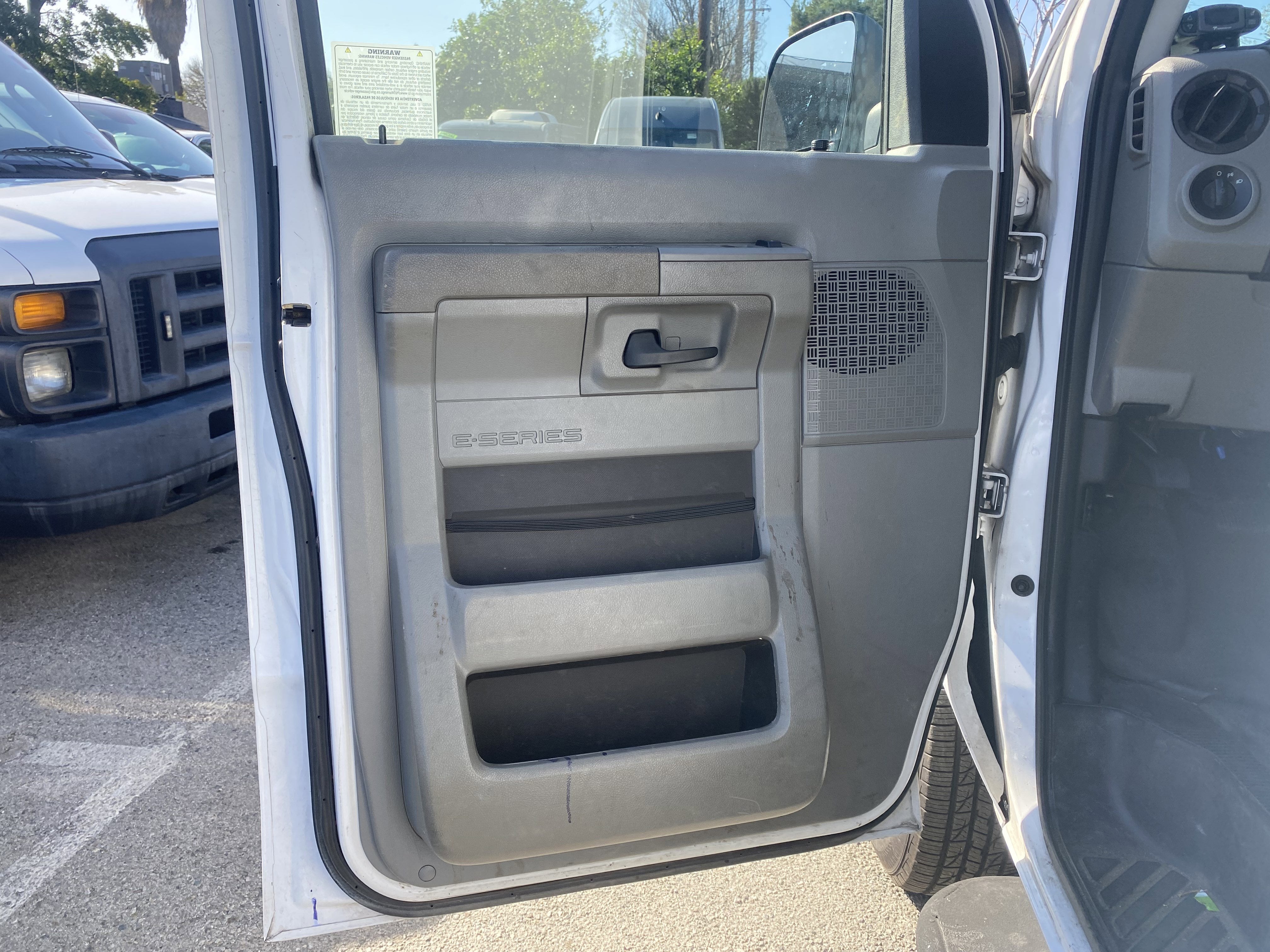 2014 Ford Econoline Cargo Van Commercial