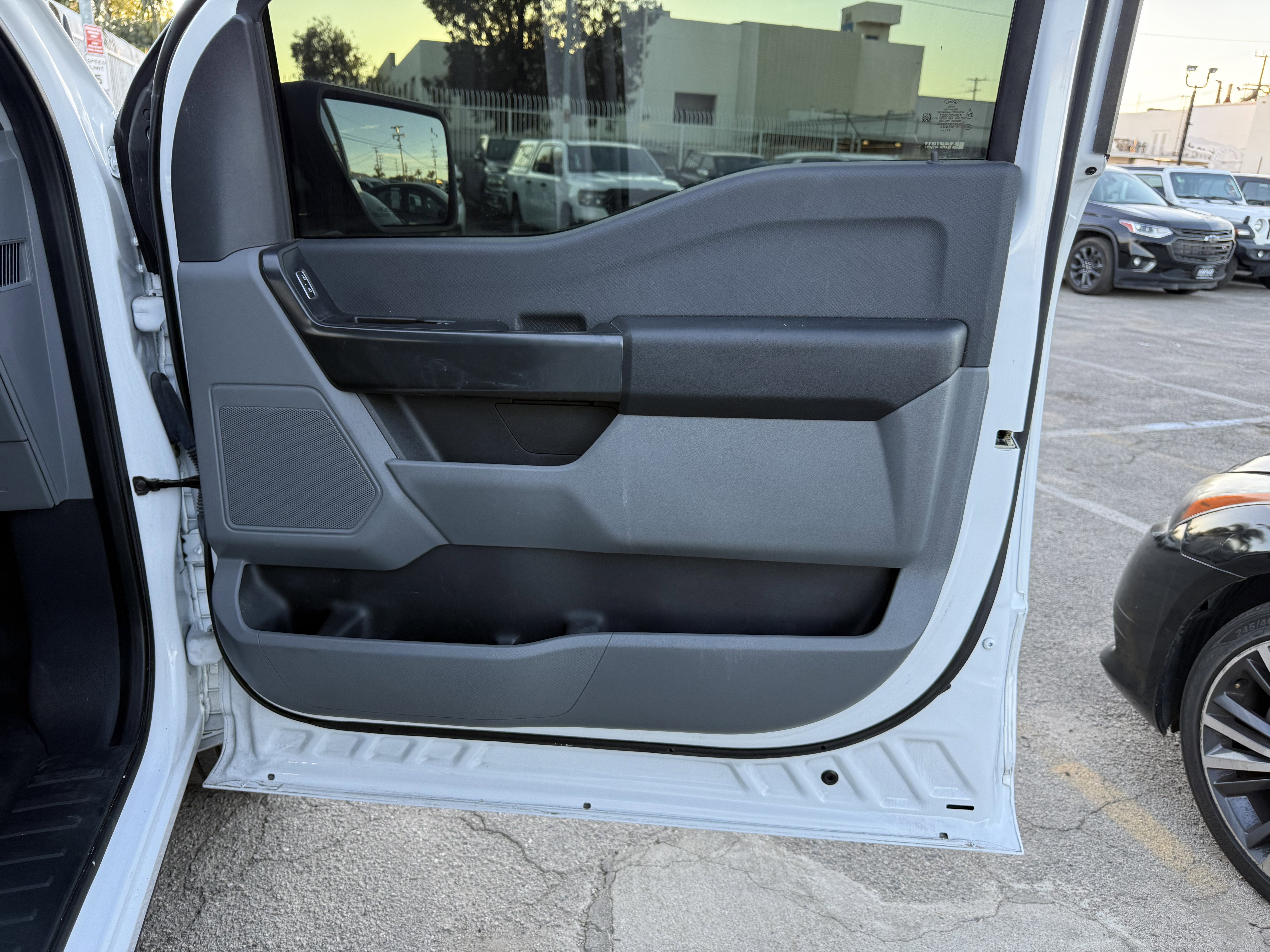 2023 Ford F-150 Lightning Pro