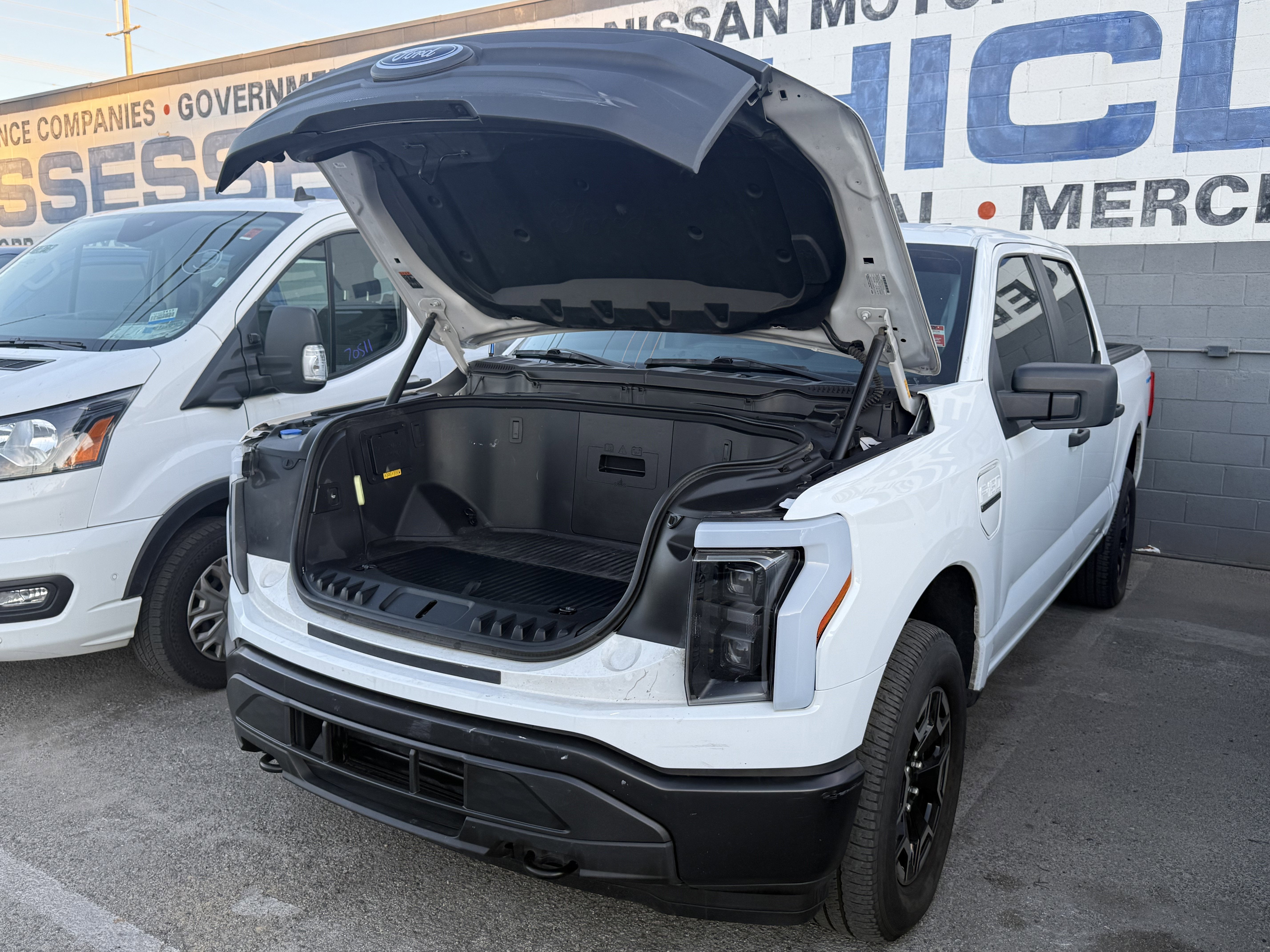 2023 Ford F-150 Lightning Pro