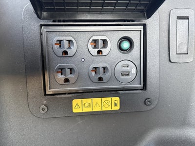 2023 Ford F-150 Lightning Pro