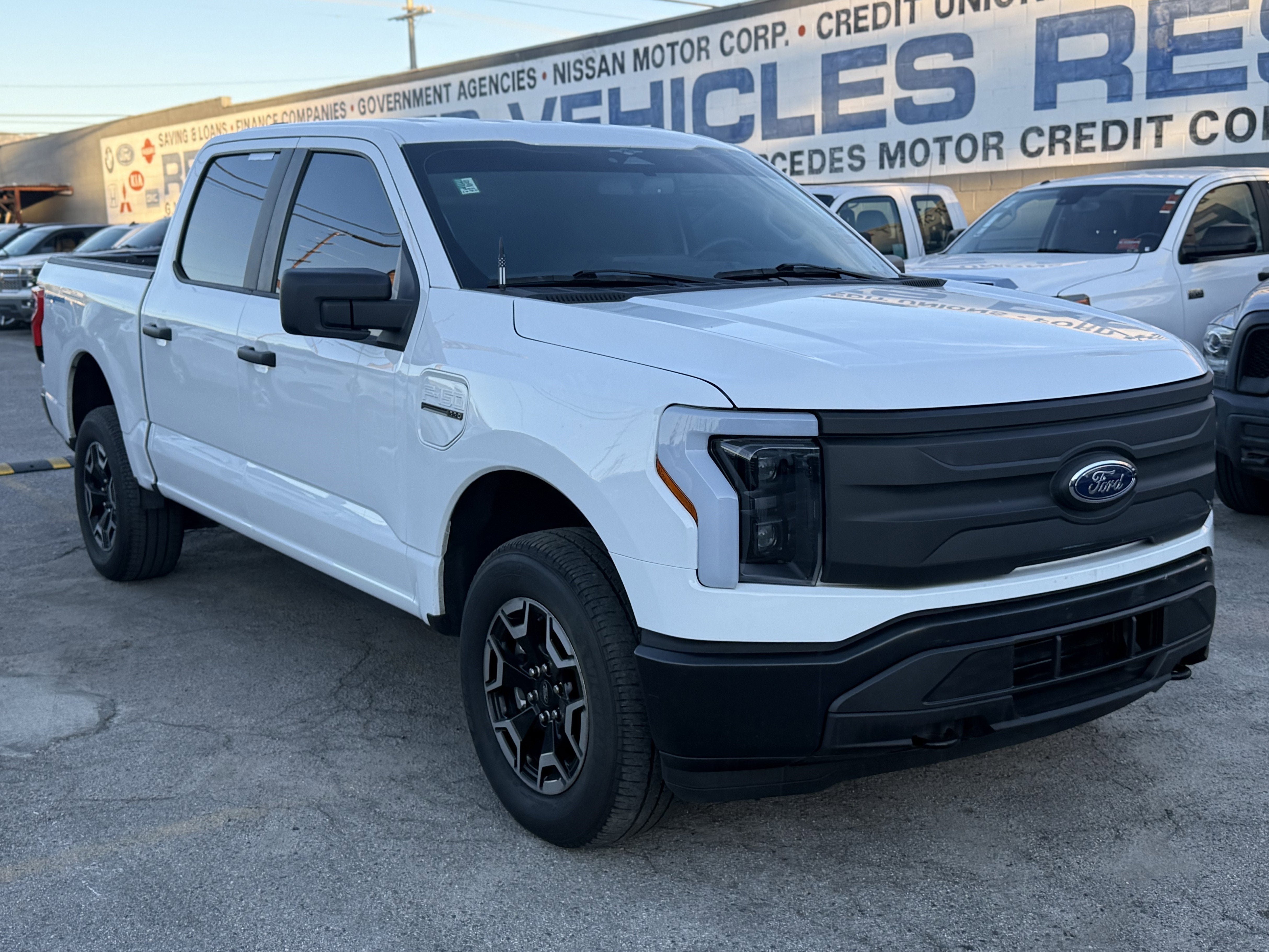2023 Ford F-150 Lightning Pro