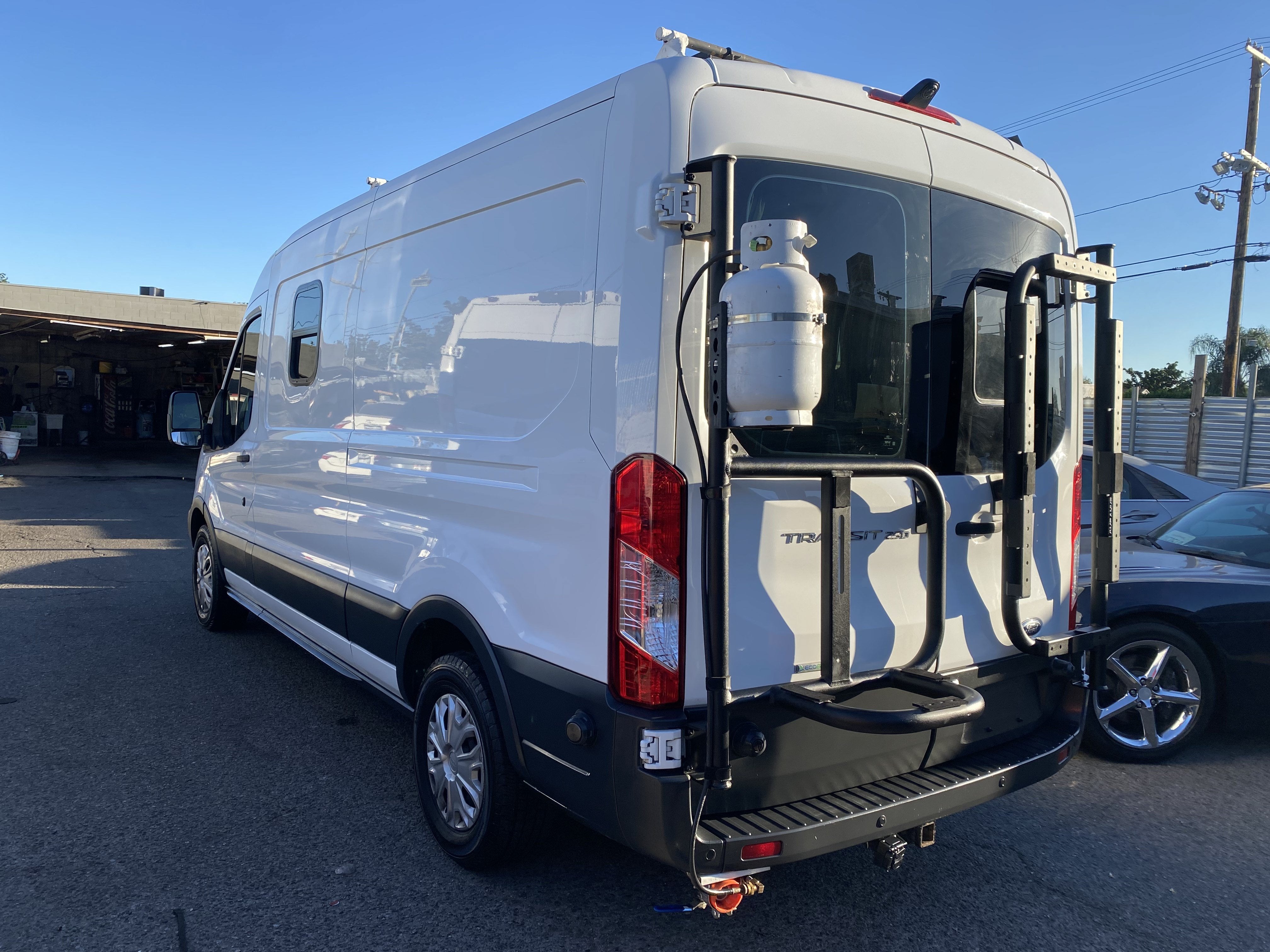 2016 Ford Transit Cargo Van T-250 148 MED RF 9000 GV