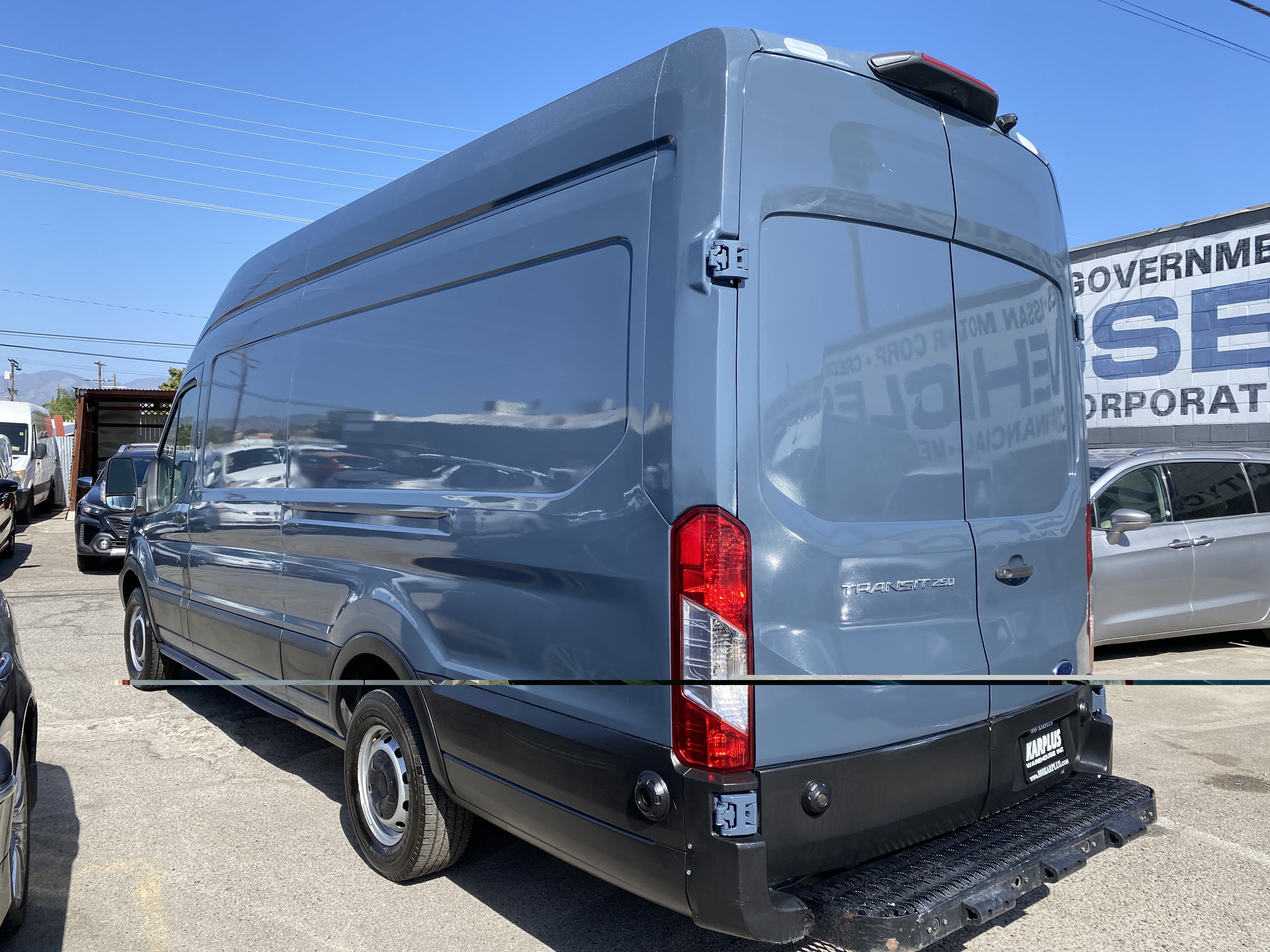 2019 Ford Transit Van T-250 148 EL HI RF 9000