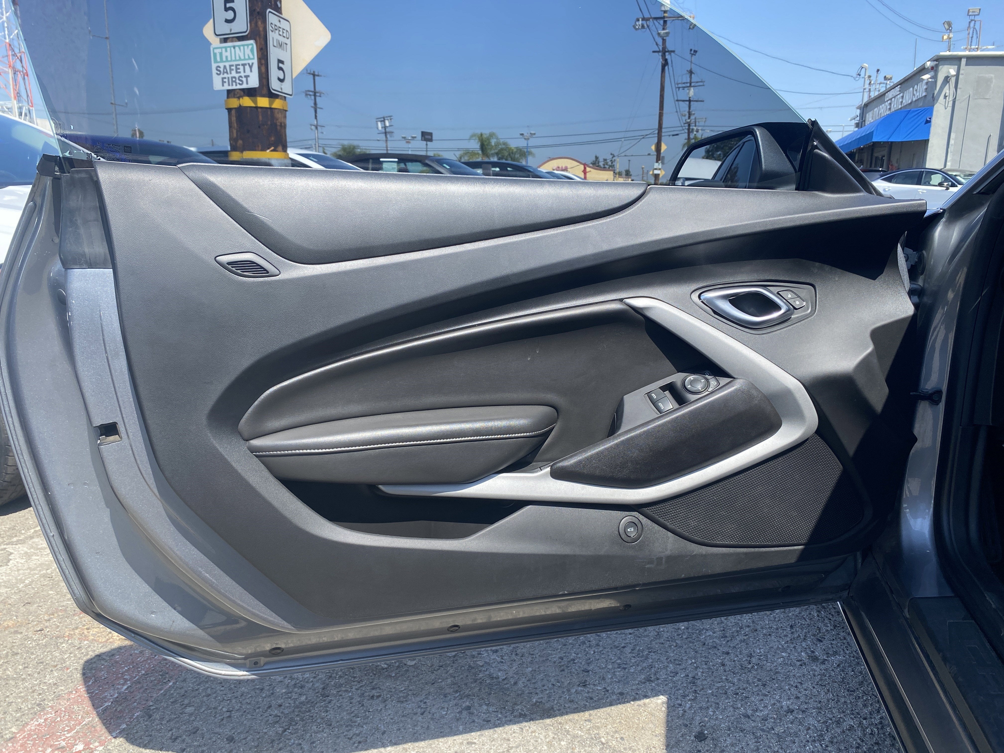 2019 Chevrolet Camaro 1LS