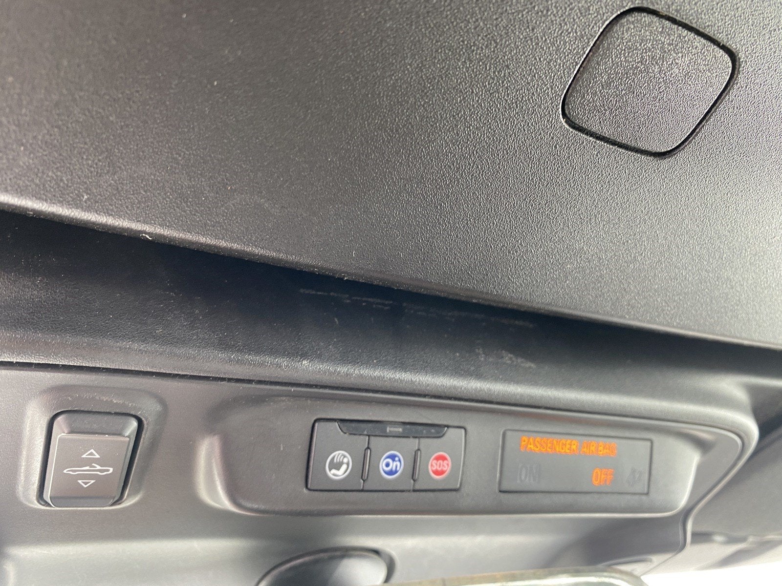 2019 Chevrolet Camaro 2DR CONV 1LT