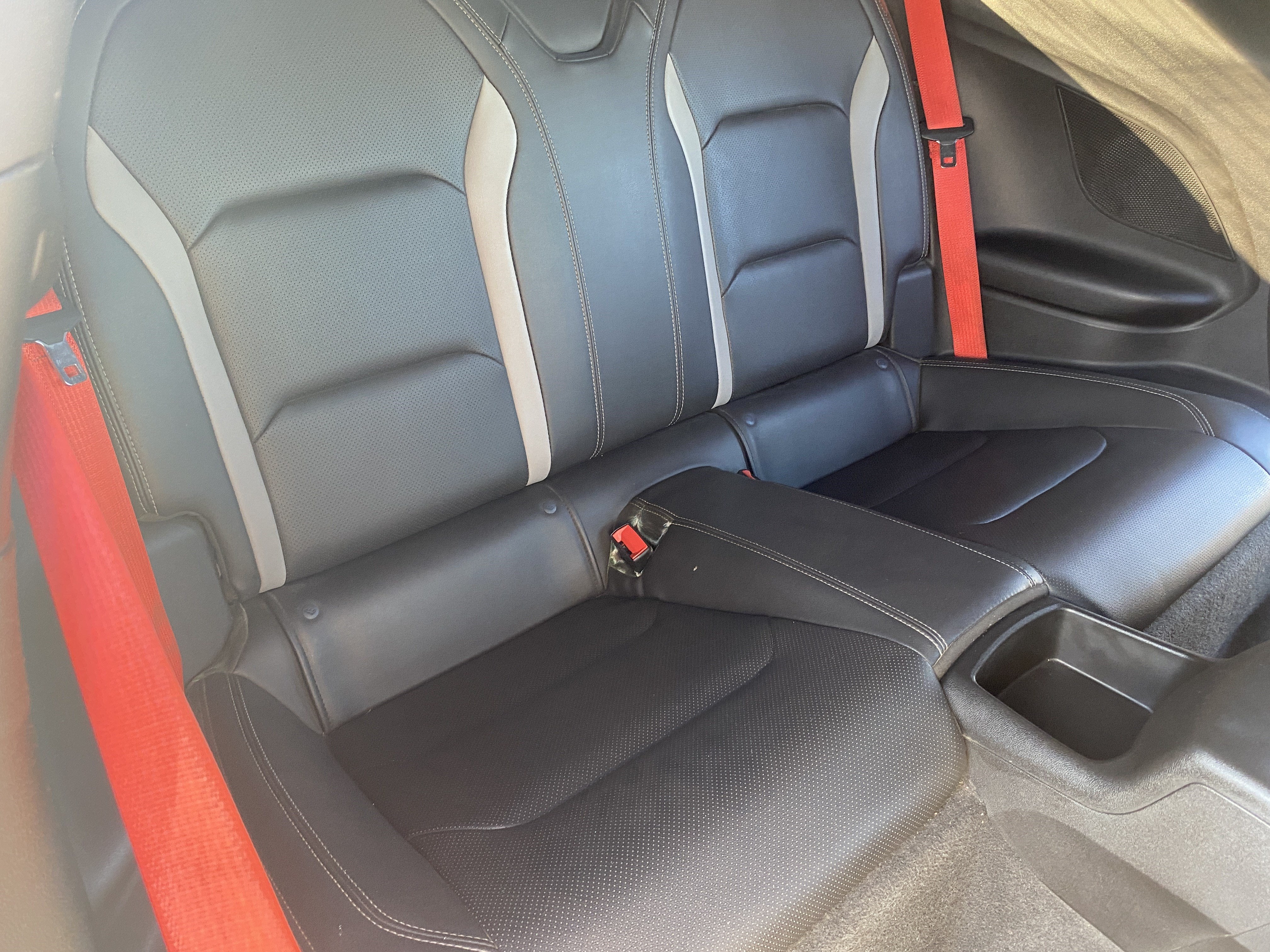 2022 Chevrolet Camaro 2DR CPE 2LT